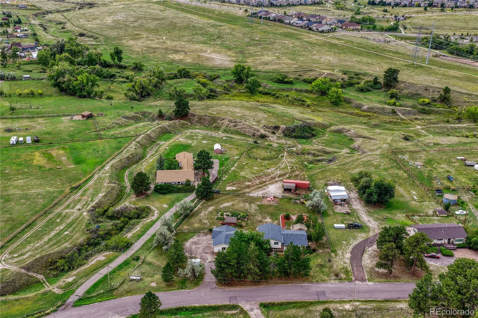 13715 N Winchester Way Parker CO 80138 | MLS #REC7539490 10012026141022 1600 41