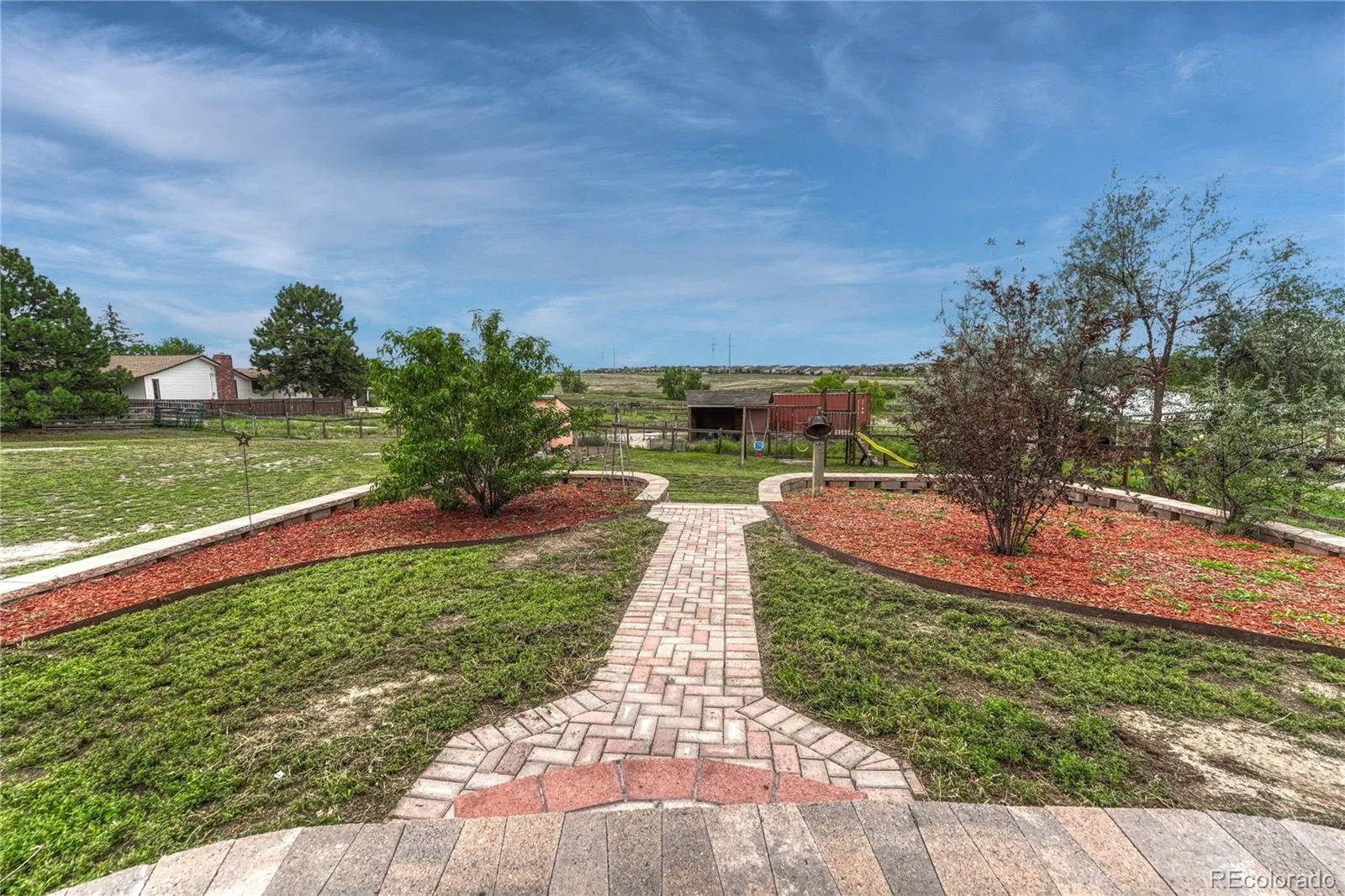 13715 N Winchester Way Parker CO 80138 | MLS #REC7539490 10012026141022 1600 49
