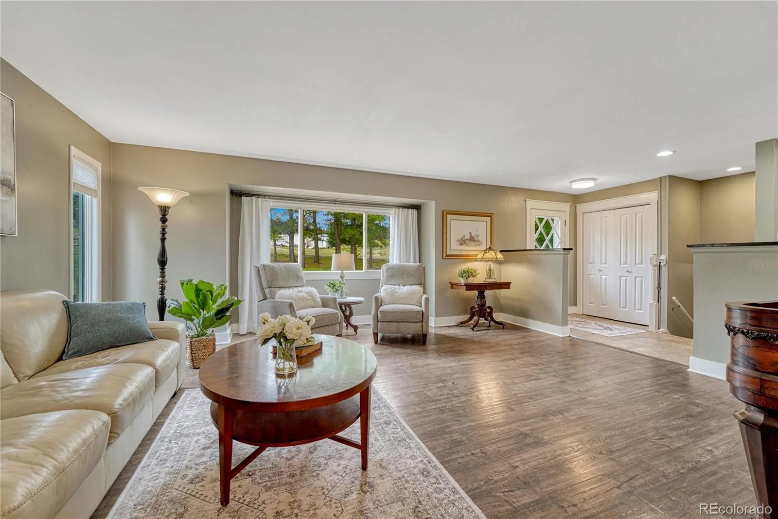 13715 N Winchester Way Parker CO 80138 | MLS #REC7539490 10012026141022 1600 6