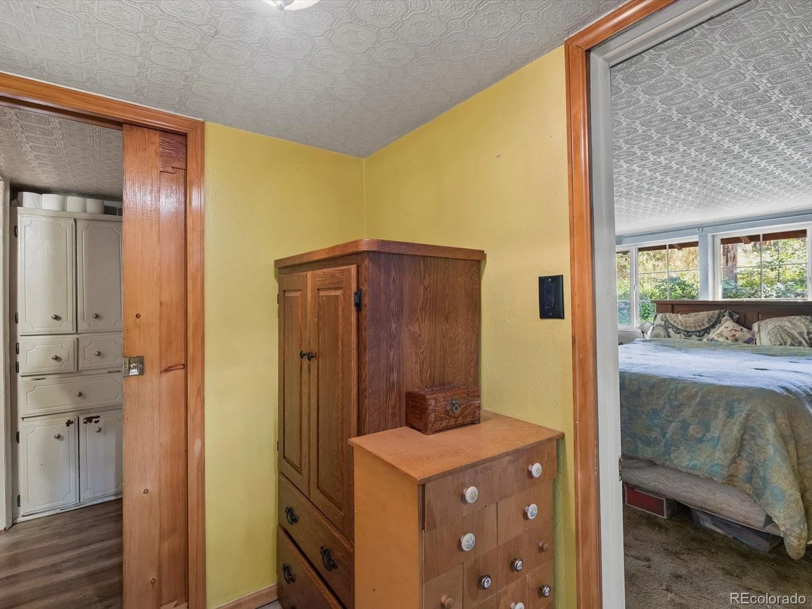 10230 S Deer Creek Road Littleton CO 80127 | MLS #REC7541265 08072026170006 1600 25