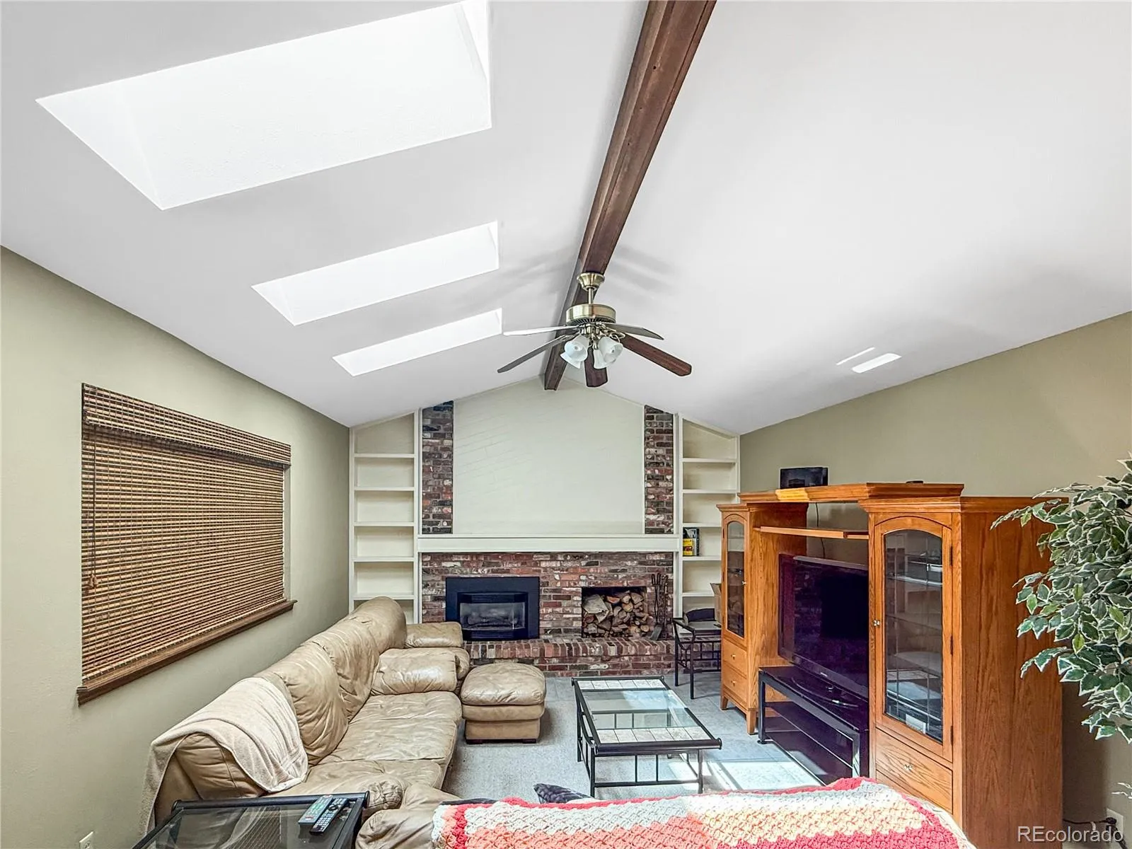 6104 E Mineral Drive Centennial CO 80112 MLS #REC7541321 05182026200451 1600 1