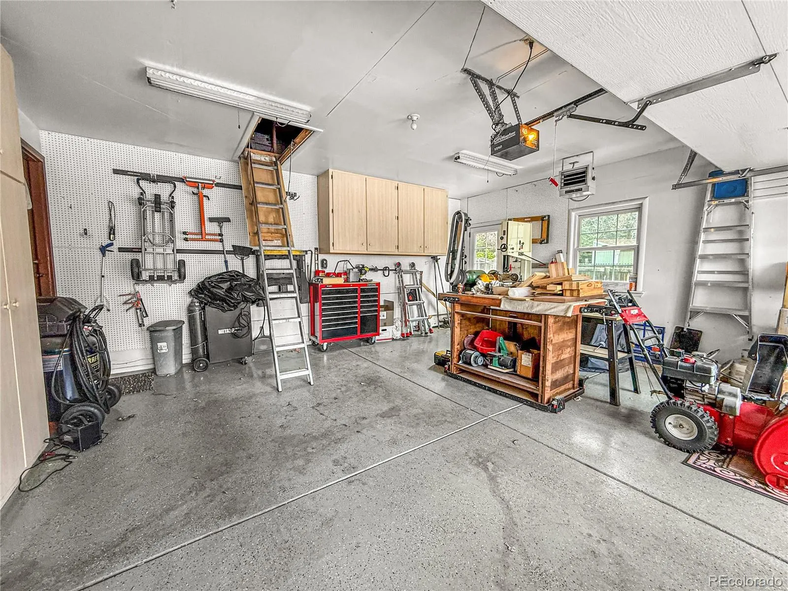 6104 E Mineral Drive Centennial CO 80112 MLS #REC7541321 05182026200451 1600 6