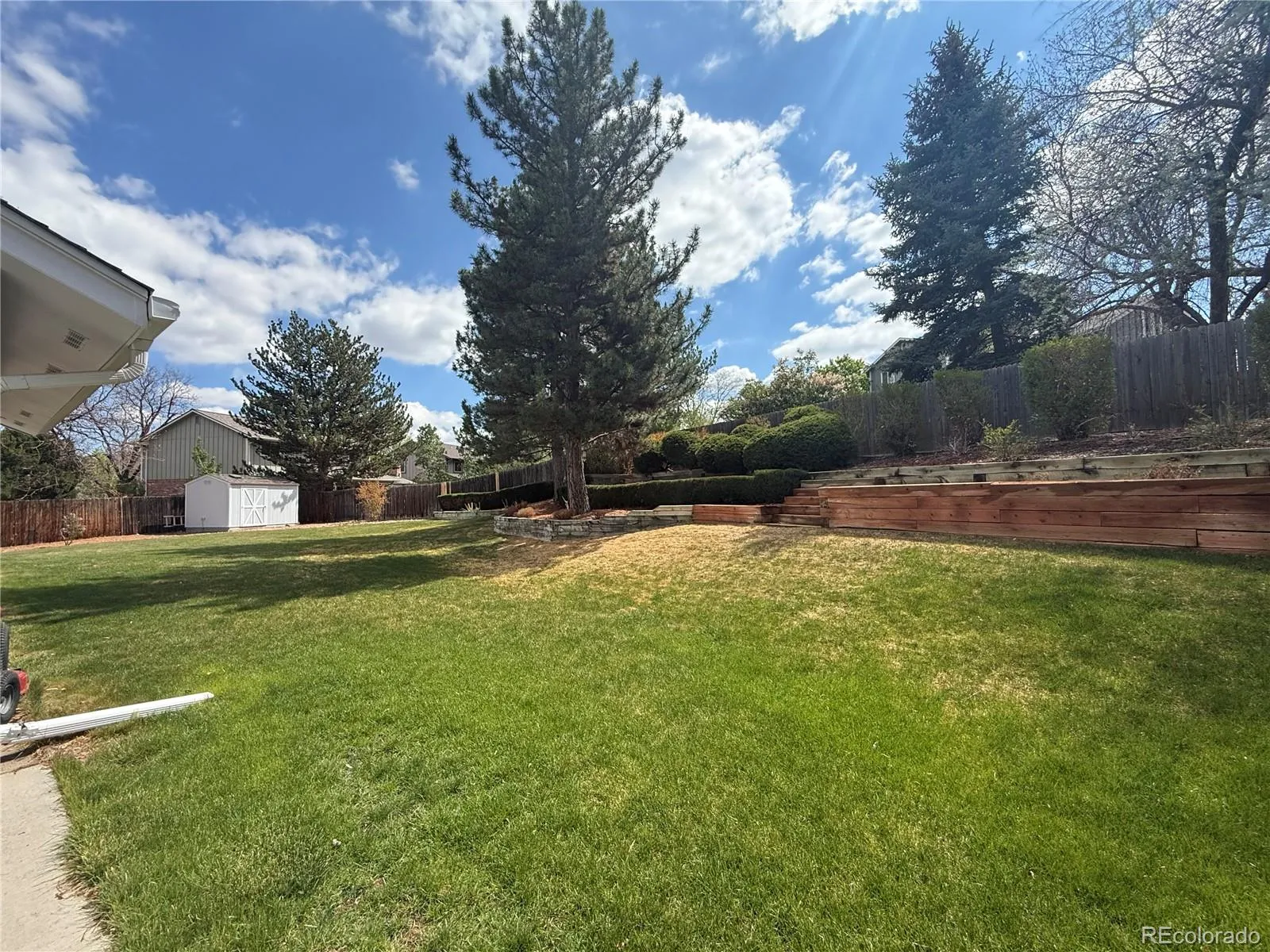 6104 E Mineral Drive Centennial CO 80112 MLS #REC7541321 05182026200451 1600 8