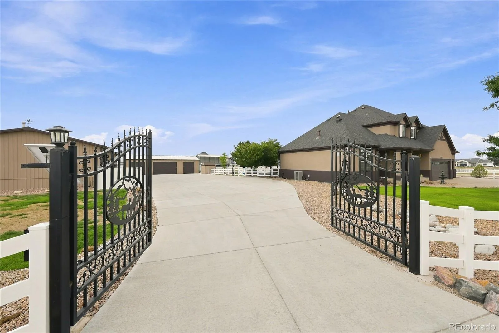 16330 Jalna Court Brighton CO 80603 | MLS #REC7544000 08132026034559 1600 3