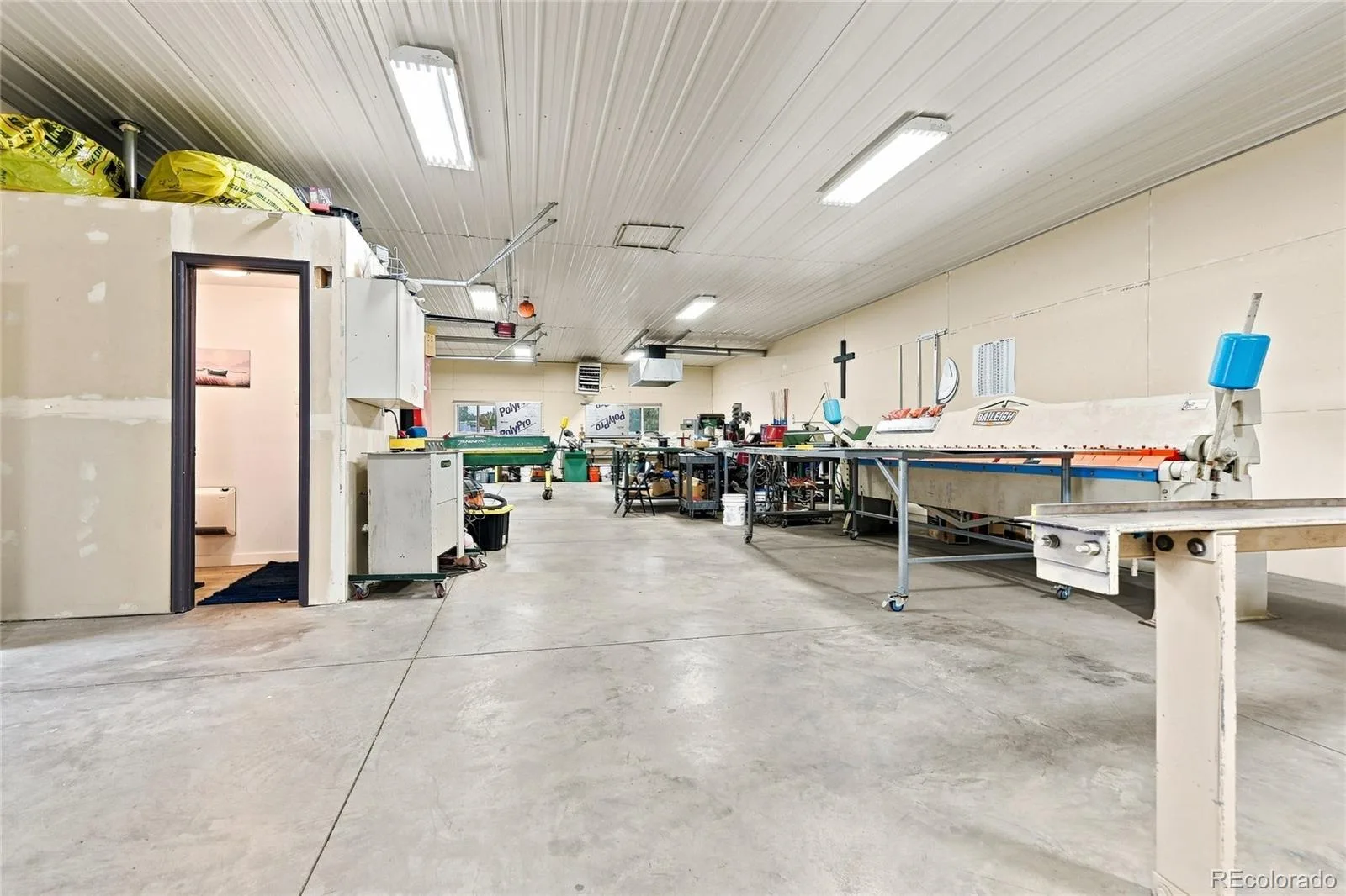 16330 Jalna Court Brighton CO 80603 | MLS #REC7544000 08132026034559 1600 37