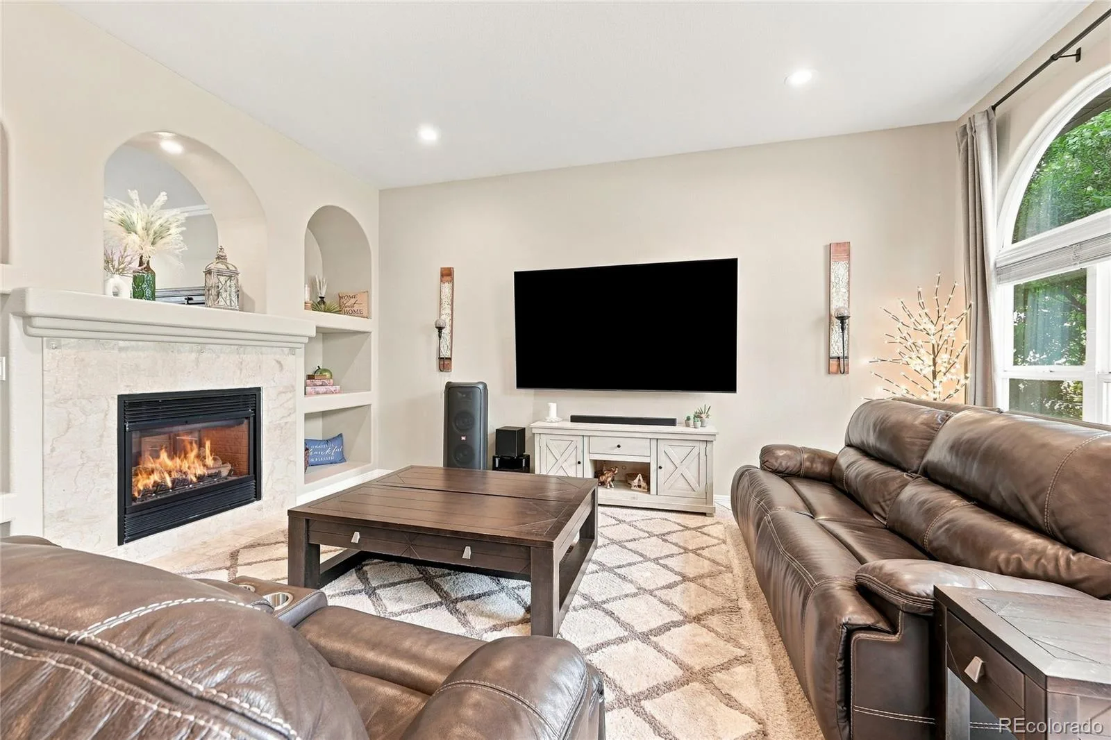 16330 Jalna Court Brighton CO 80603 | MLS #REC7544000 08132026034559 1600 9