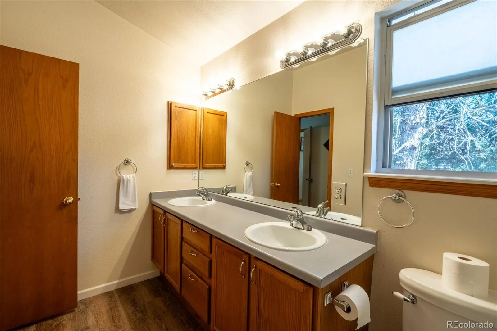 17461 E Bellewood Circle Aurora CO 80015 MLS #REC7545973 05142026134653 1600 25