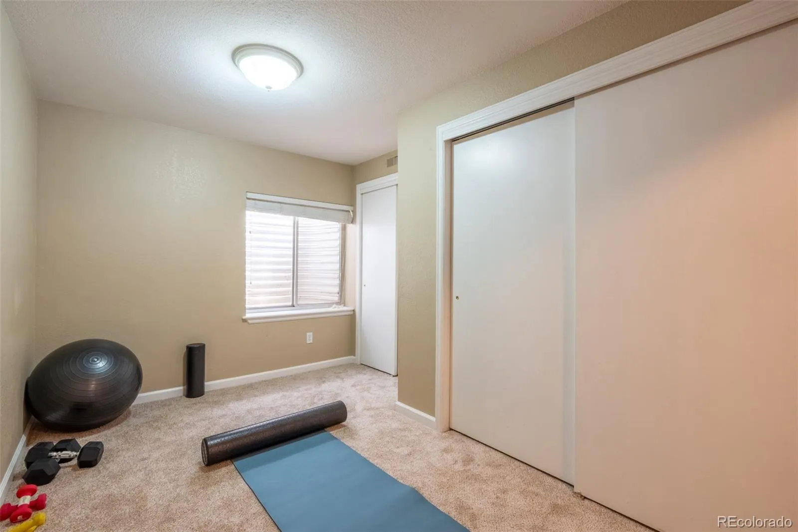 17461 E Bellewood Circle Aurora CO 80015 MLS #REC7545973 05142026134653 1600 35