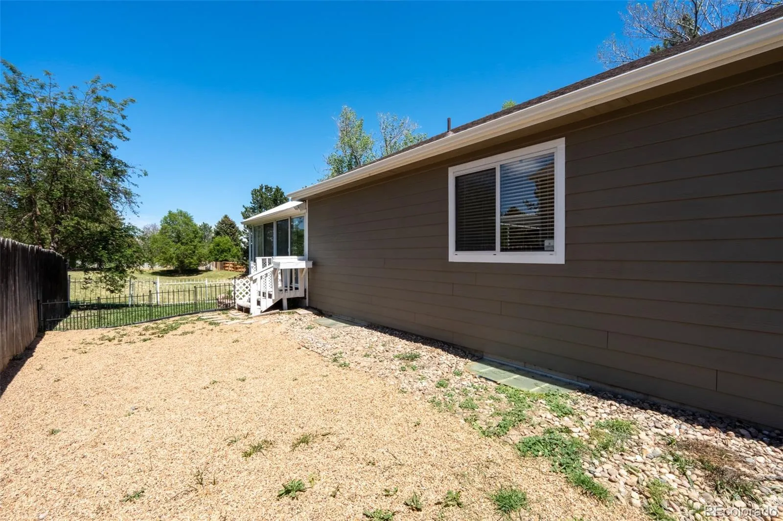 17461 E Bellewood Circle Aurora CO 80015 MLS #REC7545973 05142026134653 1600 41