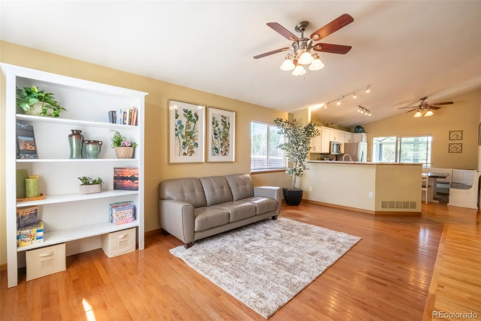 17461 E Bellewood Circle Aurora CO 80015 MLS #REC7545973 05142026134653 1600 5