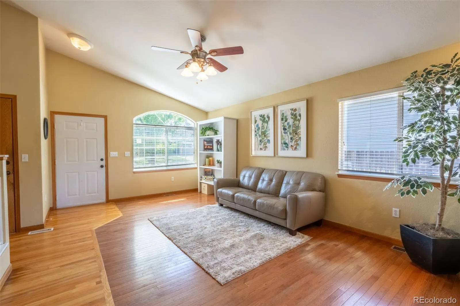 17461 E Bellewood Circle Aurora CO 80015 MLS #REC7545973 05142026134653 1600 7