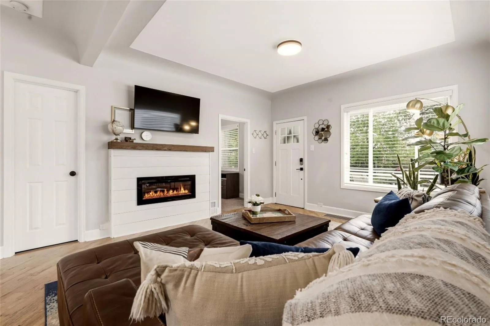 4975 Knox Court Denver CO 80221 MLS #REC7546728 06082026203932 1600 2