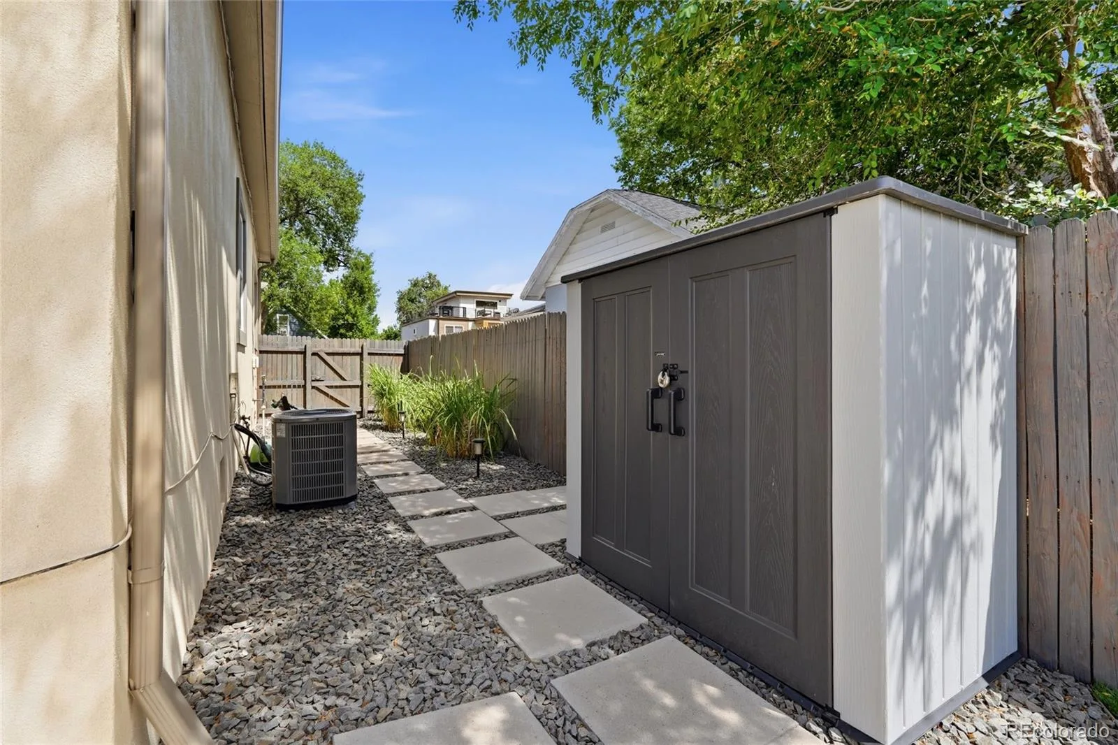 4975 Knox Court Denver CO 80221 MLS #REC7546728 06082026203932 1600 39