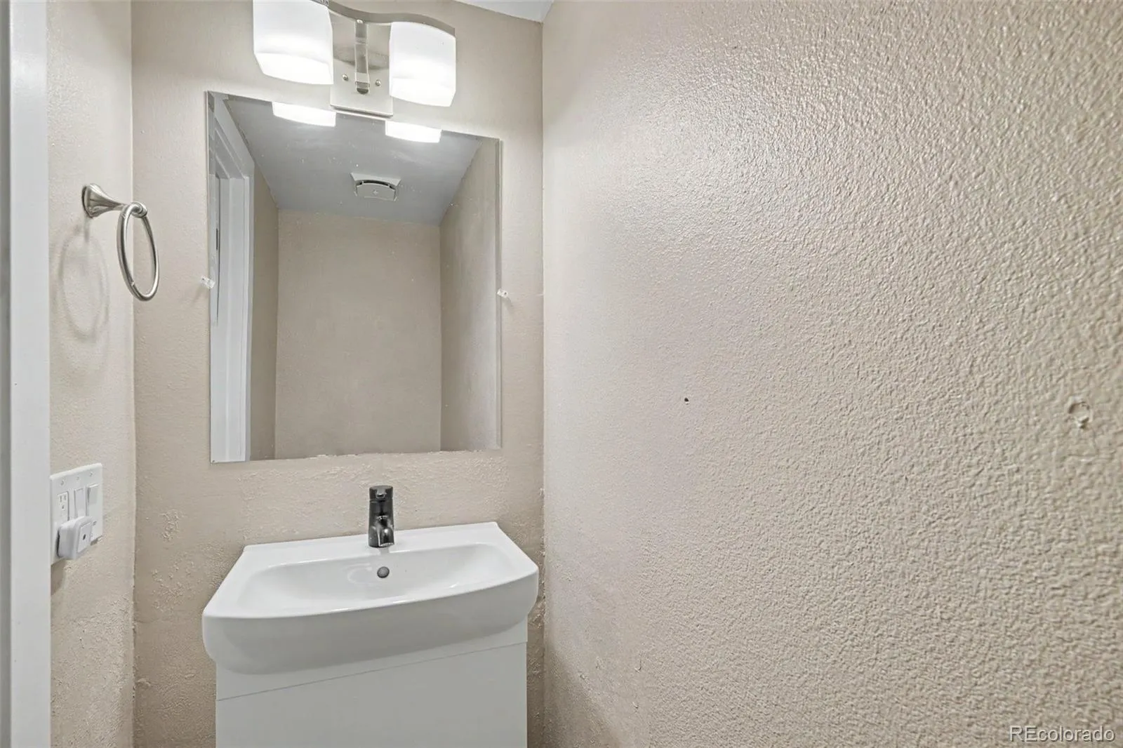 7995 E Mississippi Avenue #9 #H Denver CO 80247 MLS #REC7547871 05132026210559 1600 20