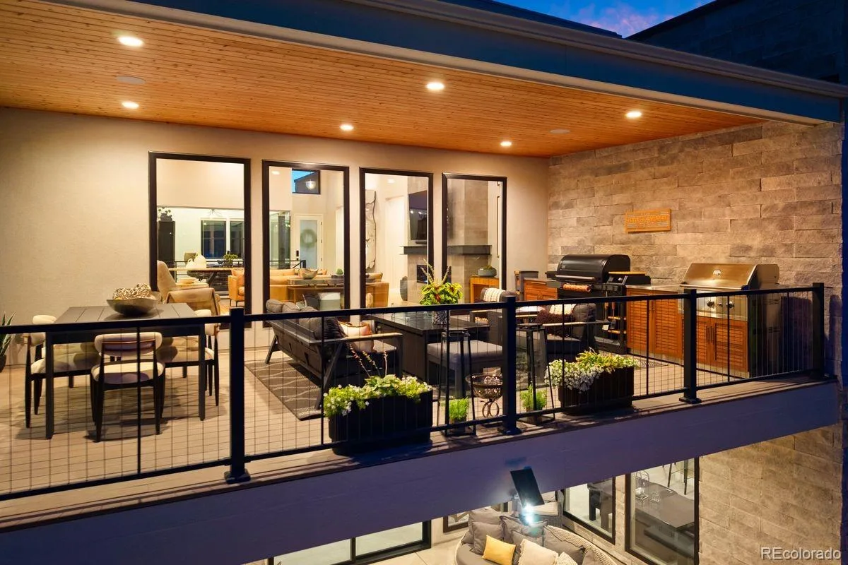 2212 Rim Ridge Drive Castle Pines CO 80108 | MLS #REC7552707 08212026230352 1200 37