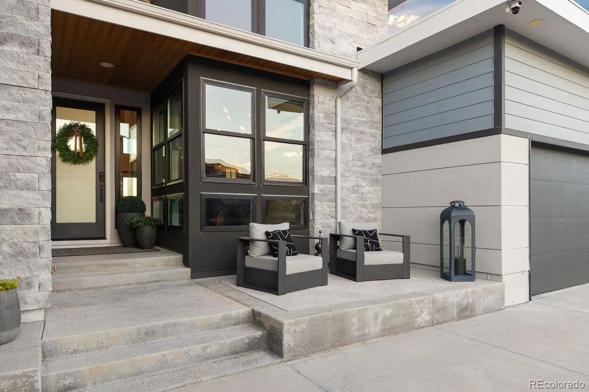2212 Rim Ridge Drive Castle Pines CO 80108 | MLS #REC7552707 08212026230352 1200 4