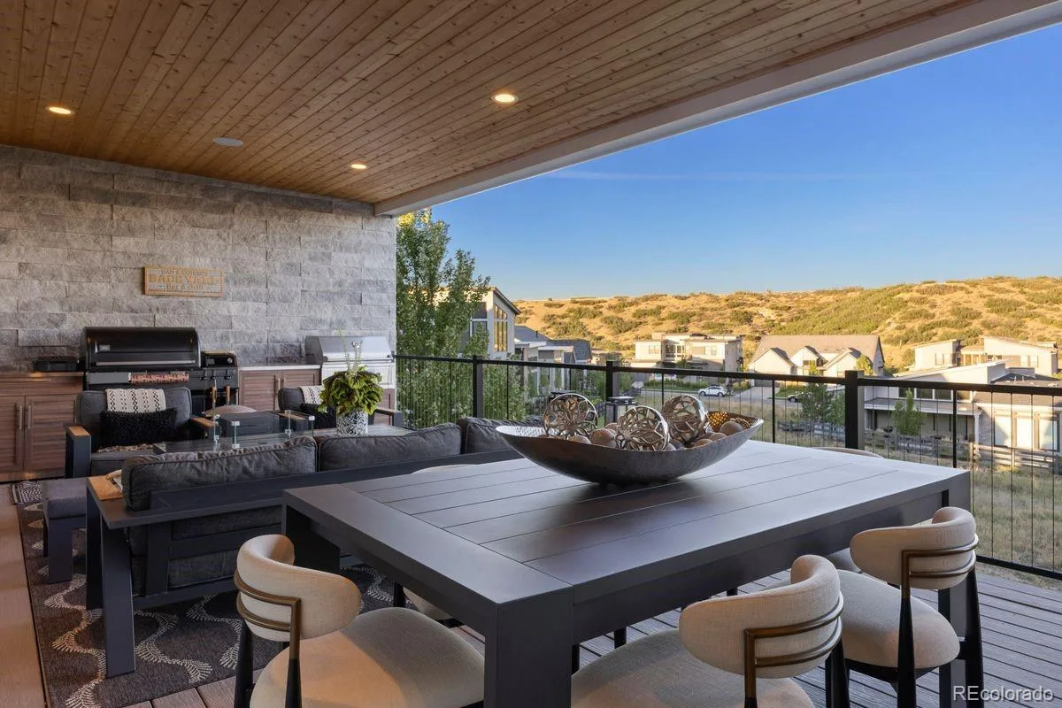 2212 Rim Ridge Drive Castle Pines CO 80108 | MLS #REC7552707 08212026230352 1200 42
