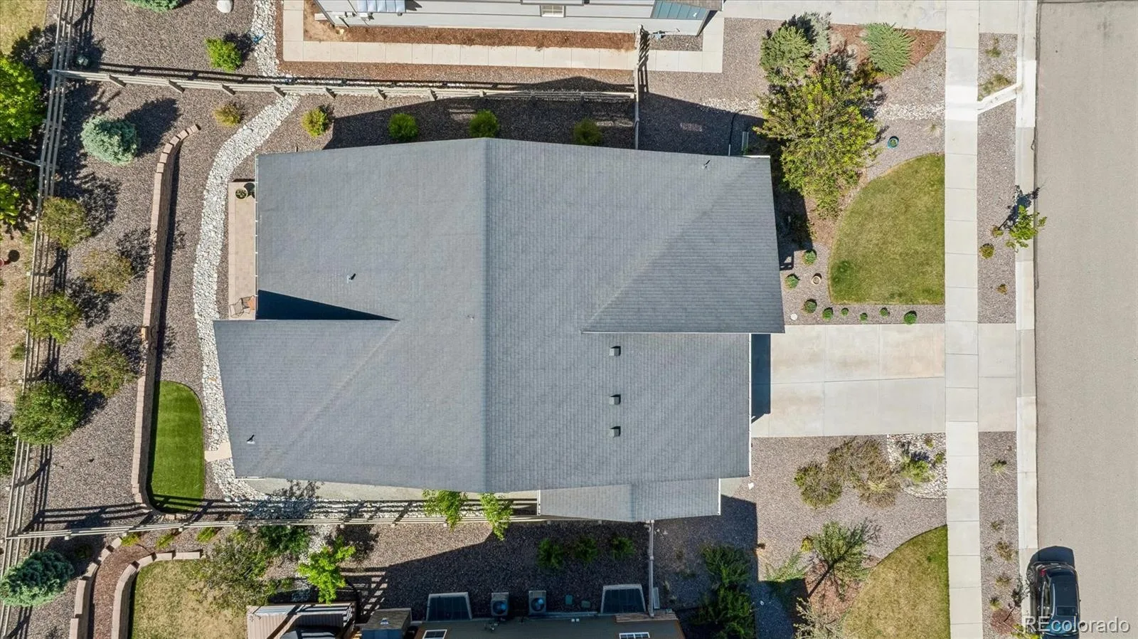 8416 Arapahoe Peak Street Littleton CO 80125 | MLS #REC7554734 08212026162503 1600 39