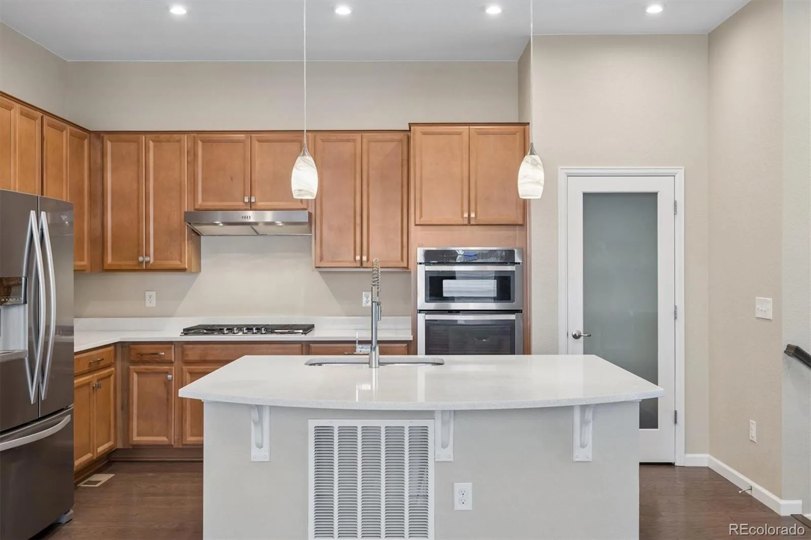8416 Arapahoe Peak Street Littleton CO 80125 | MLS #REC7554734 08212026162503 1600 8