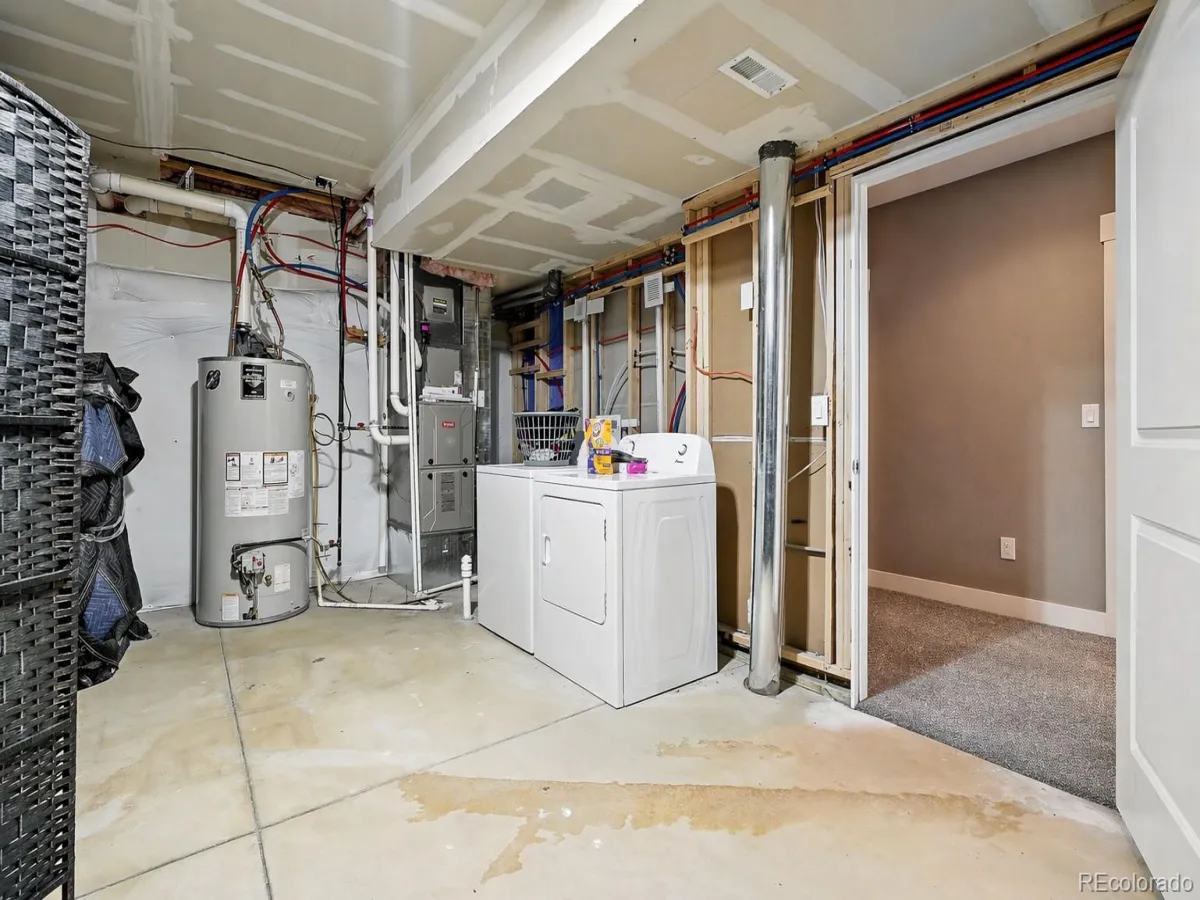 7949 S Elk Way Aurora CO 80016 MLS #REC7557370 05052026042308 1200 44