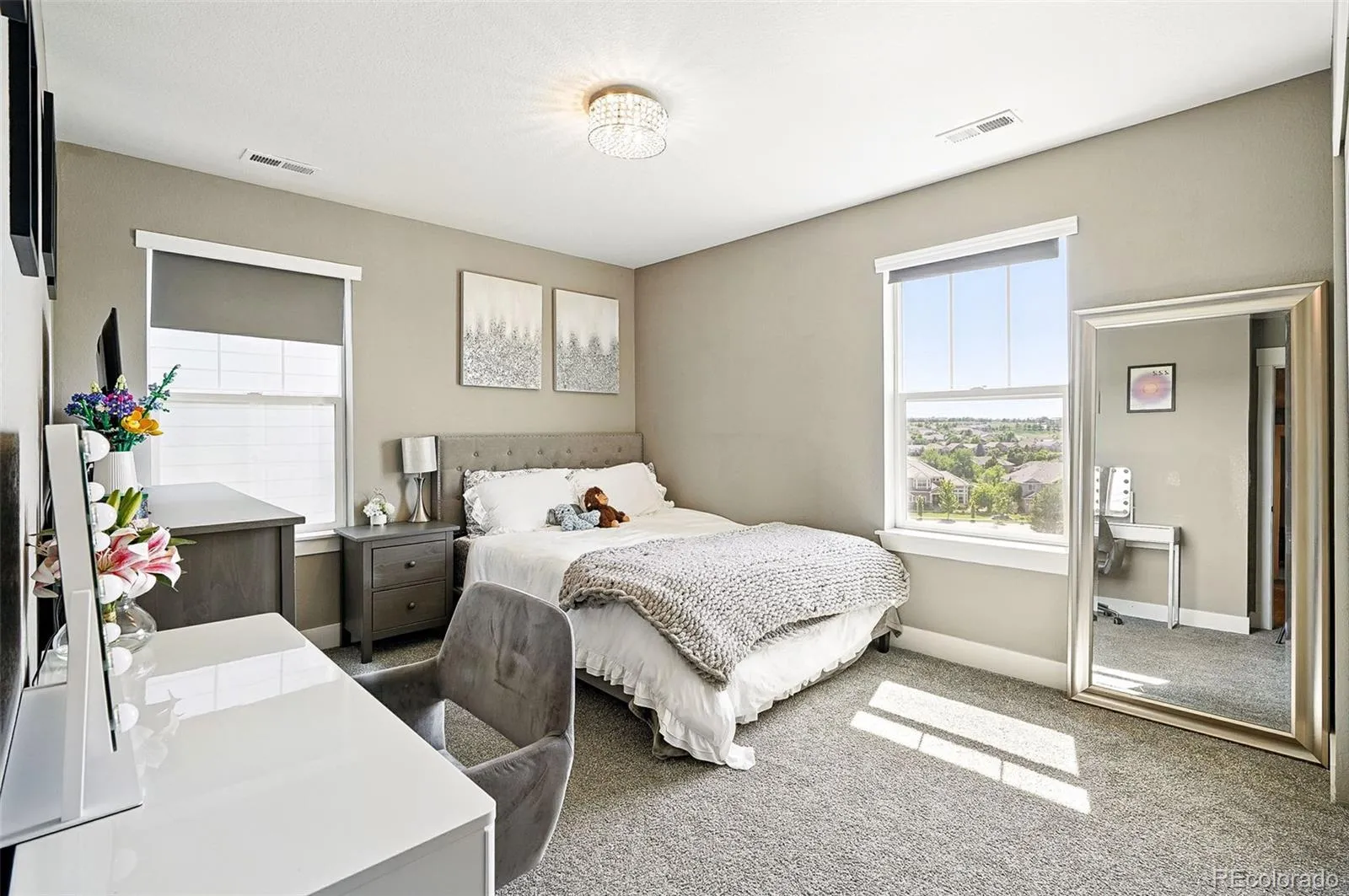 7949 S Elk Way Aurora CO 80016 MLS #REC7557370 05052026042308 1600 34
