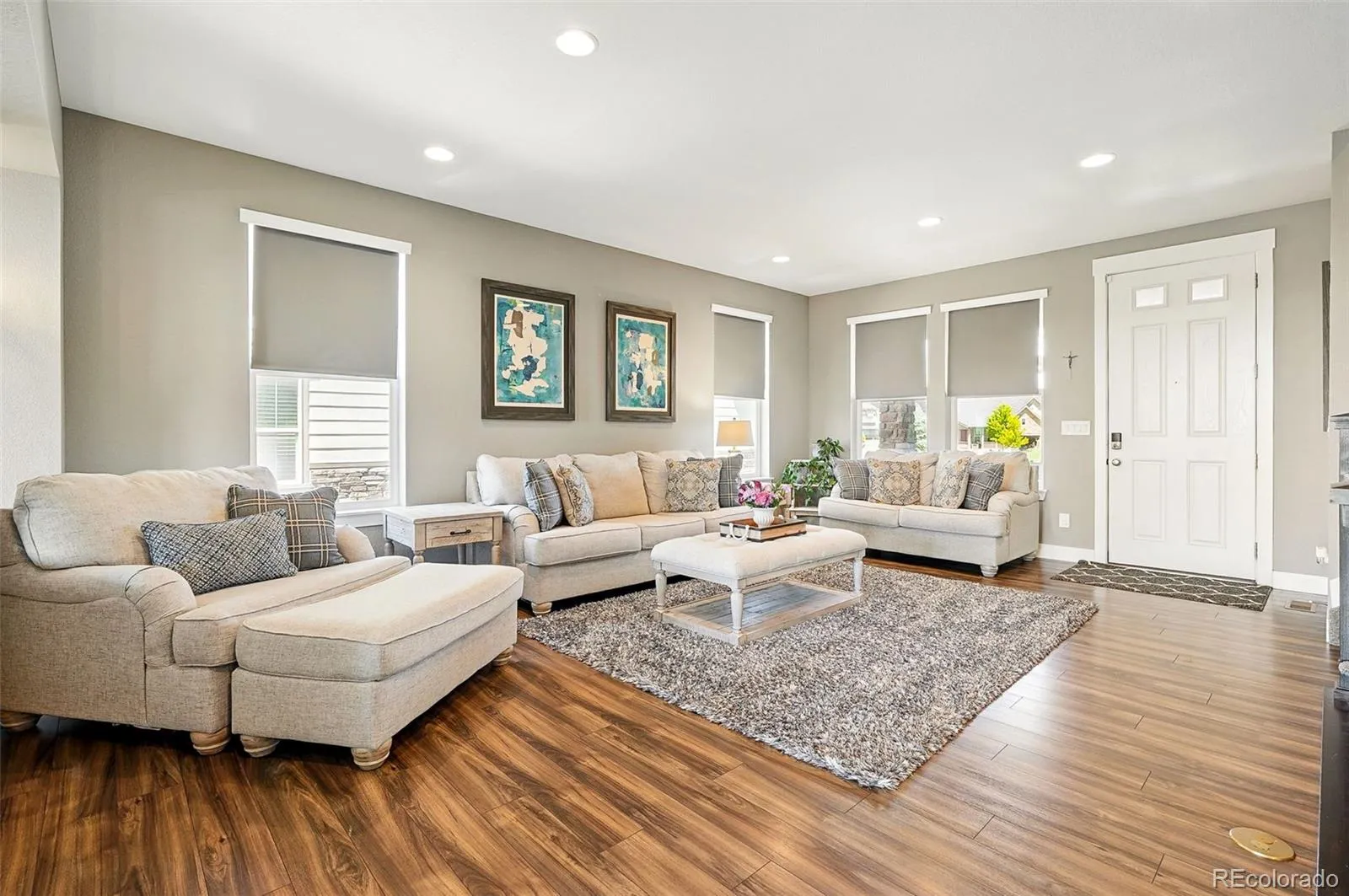 7949 S Elk Way Aurora CO 80016 MLS #REC7557370 05052026042308 1600 4