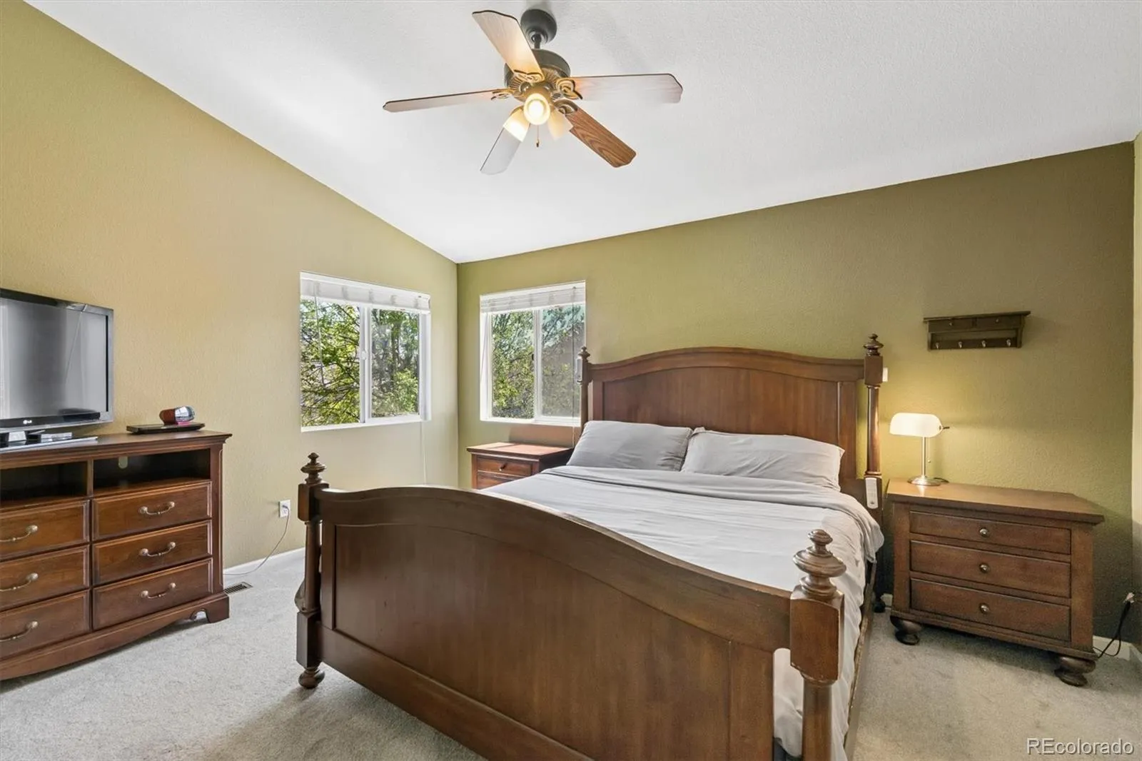 19962 E Harvard Avenue Aurora CO 80013 MLS #REC7557423 04302026190747 1600 8
