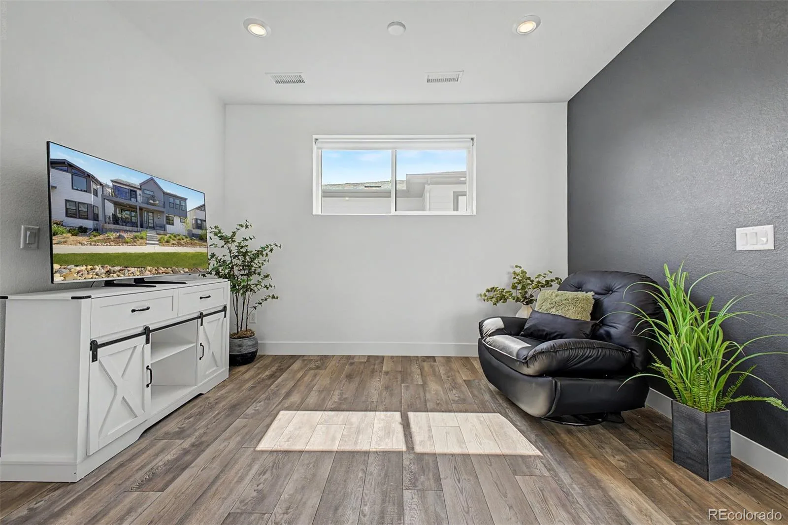 11860 Montoso Road Lone Tree CO 80134 MLS #REC7566379 07272026182713 1600 27