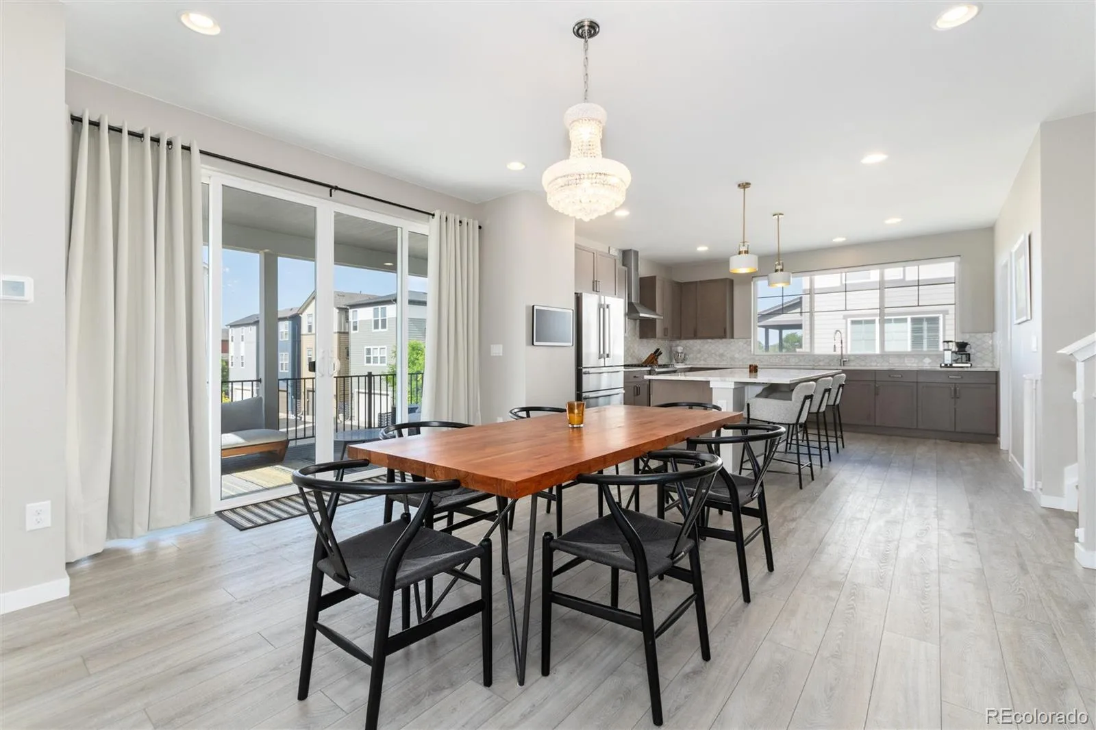 8945 Ramblestone Street Highlands Ranch CO 80129 MLS #REC7569249 06202026223915 1600 15