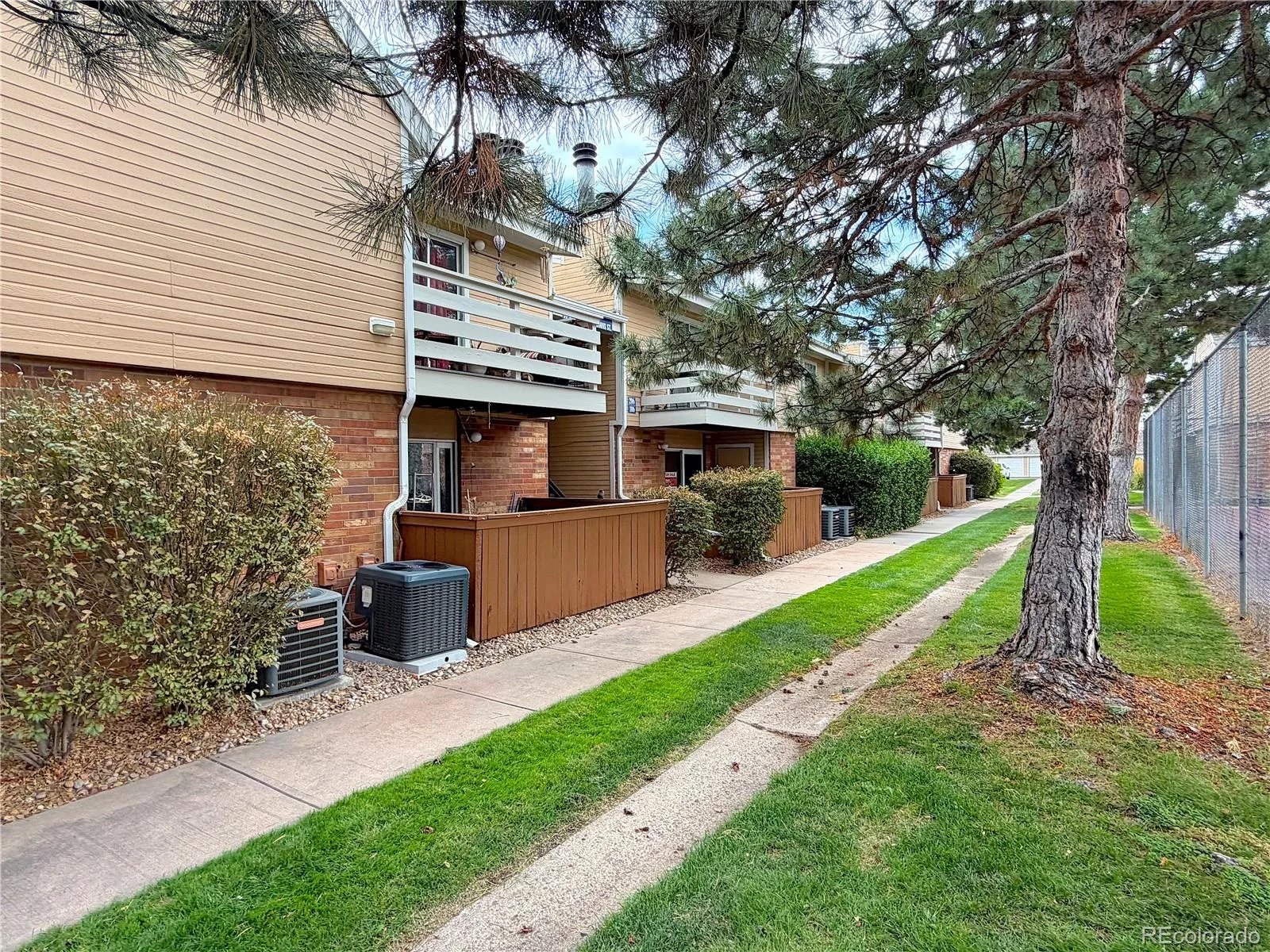3336 S Ammons Street #12-106 Lakewood CO 80227 | MLS #REC7570874 08132026171922 1600 2