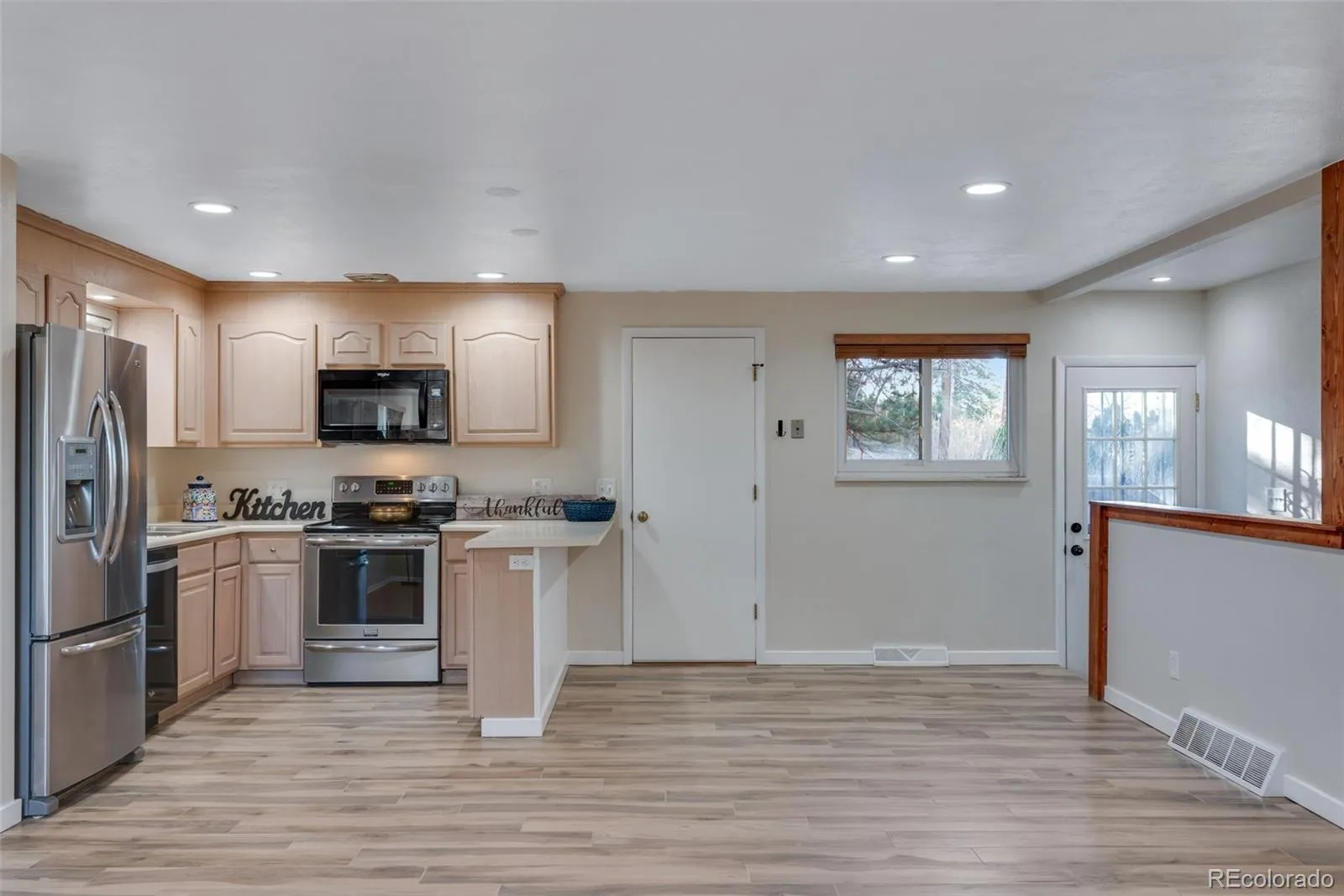 04042026182523 1600 16