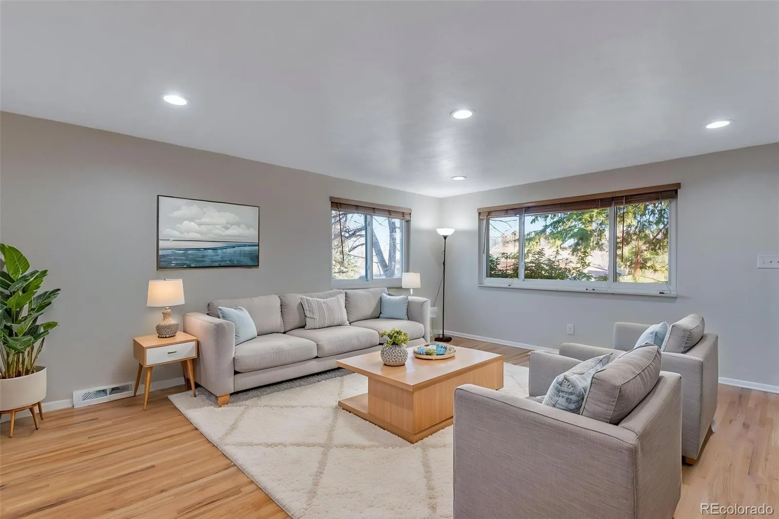 04042026182523 1600 21