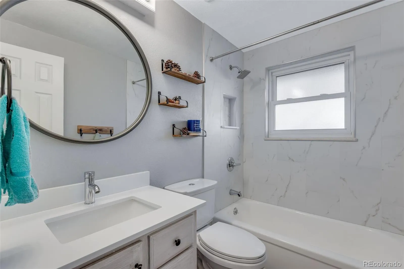 04042026182523 1600 28