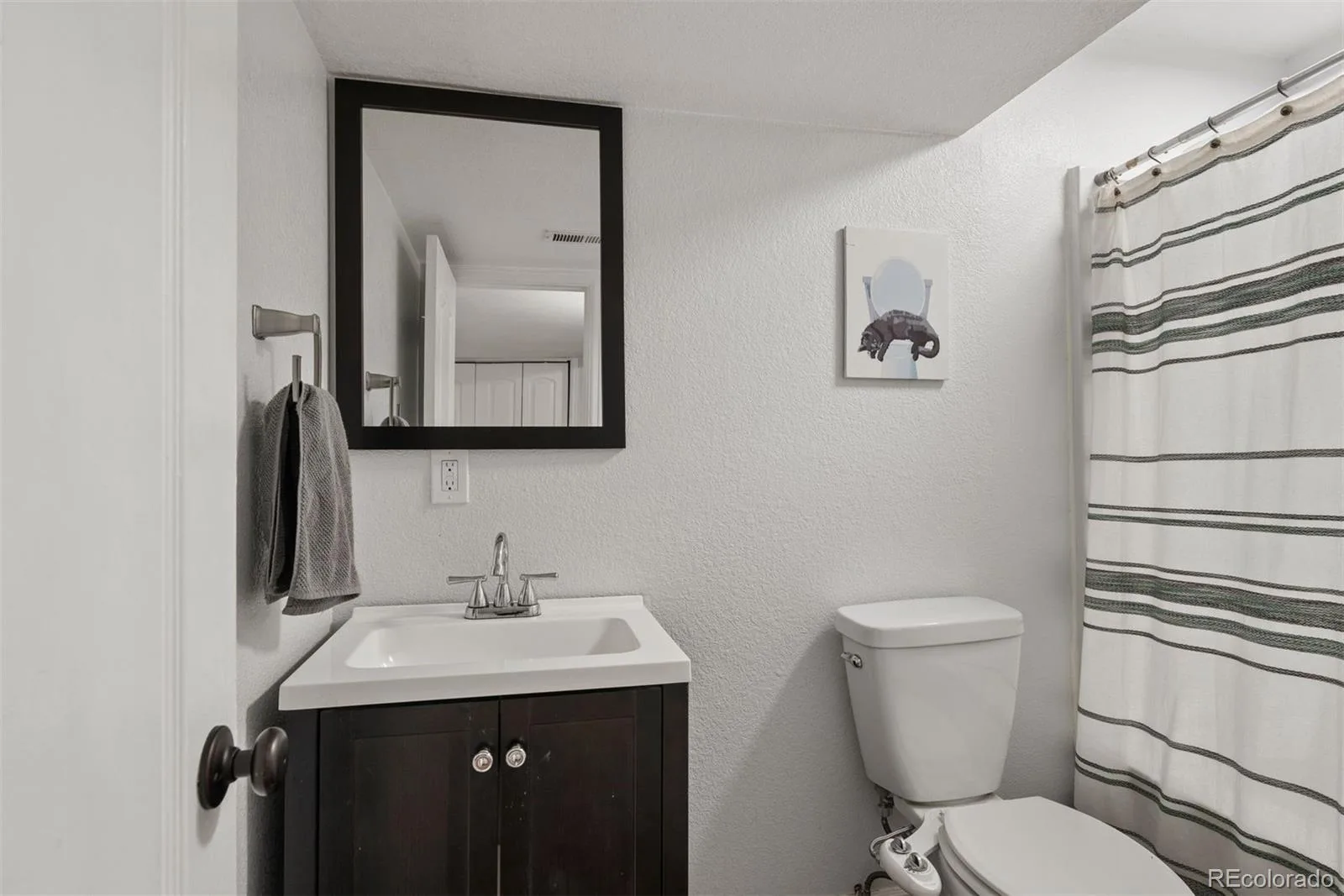 7090 W Phillips Avenue Littleton CO 80128 | MLS #REC7573741 06252026213213 1600 36
