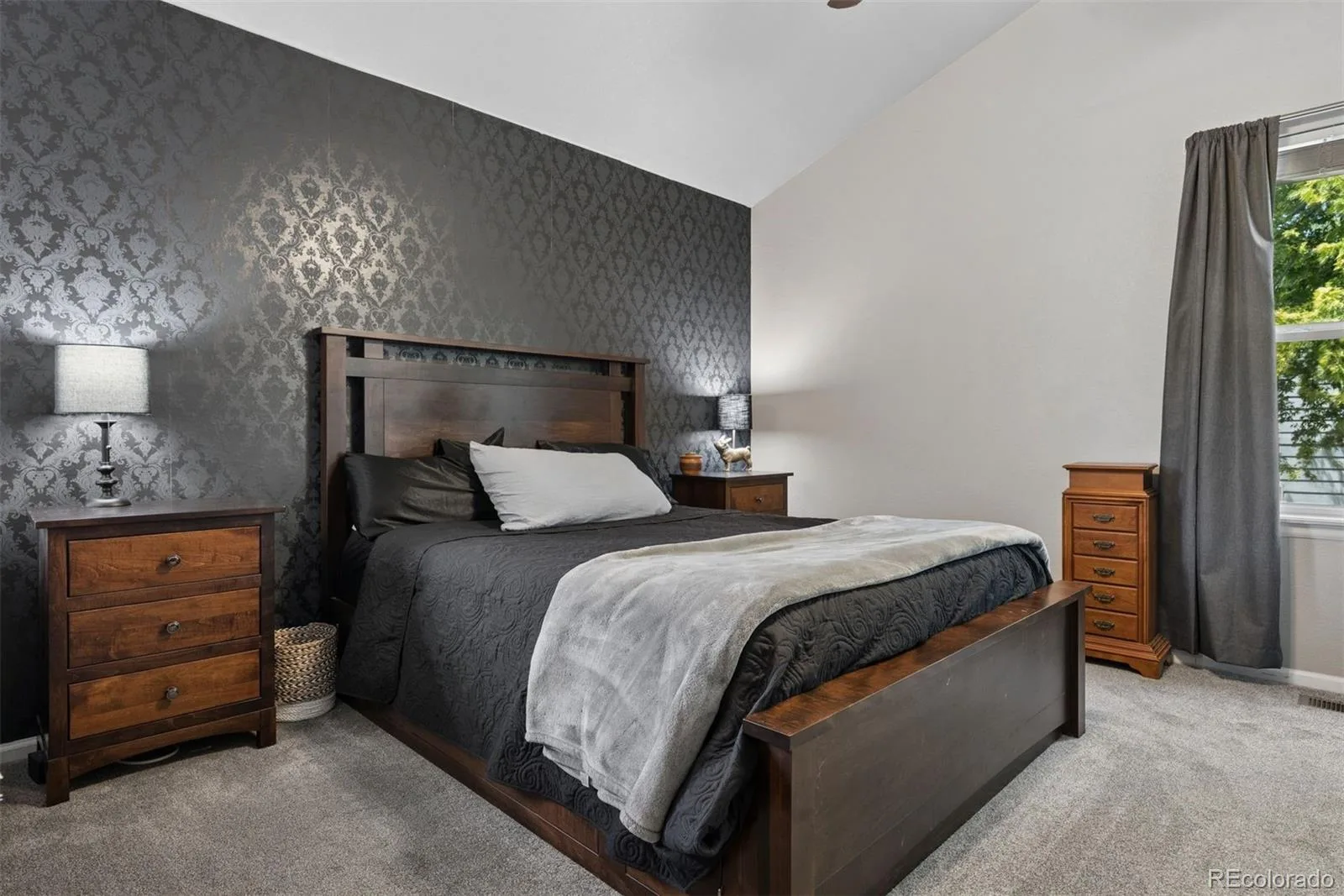 7090 W Phillips Avenue Littleton CO 80128 | MLS #REC7573741 06252026213213 1600 8