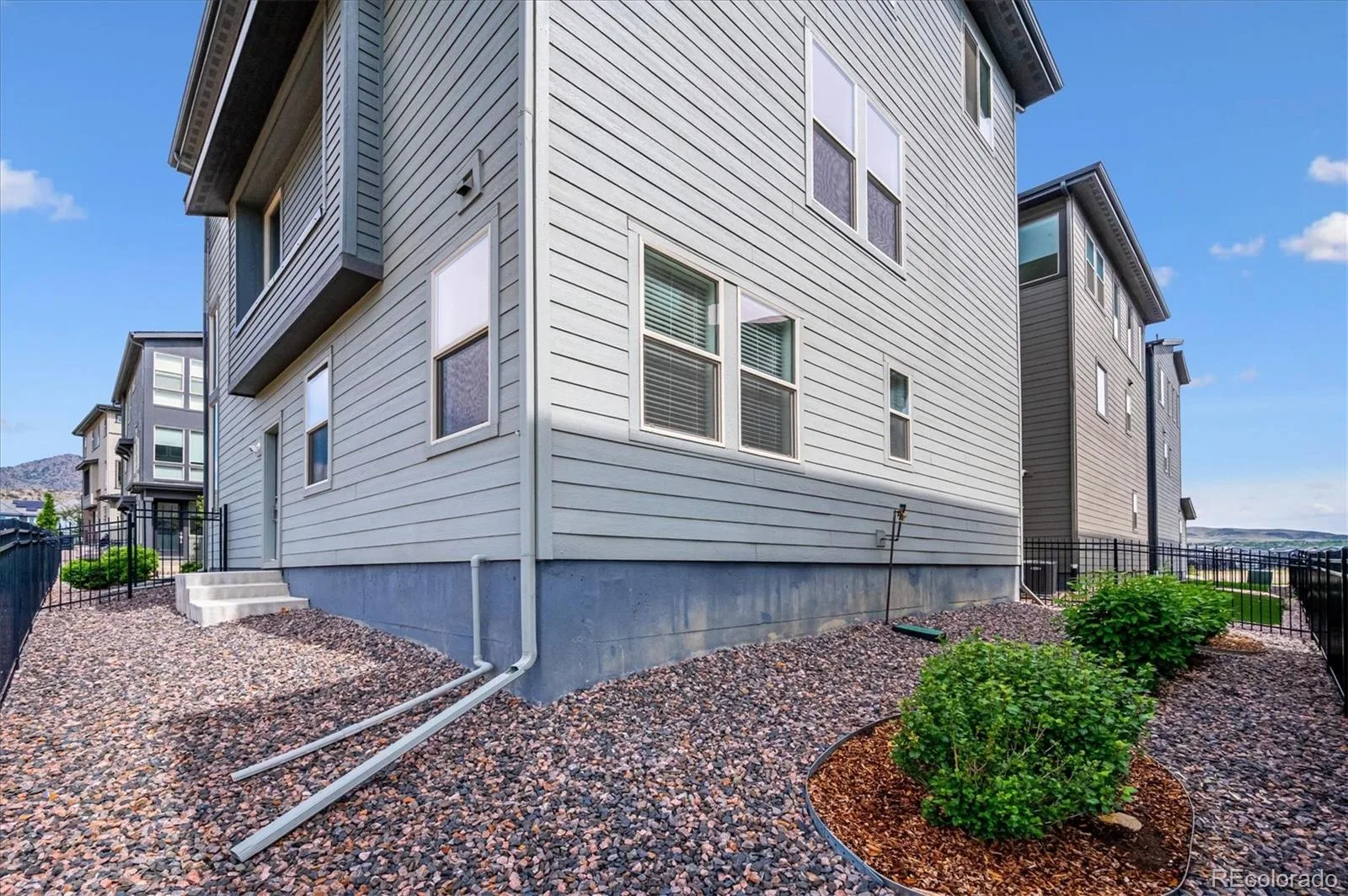 15636 W Floyd Drive Morrison CO 80465 | MLS #REC7576007 07092026000600 1600 34