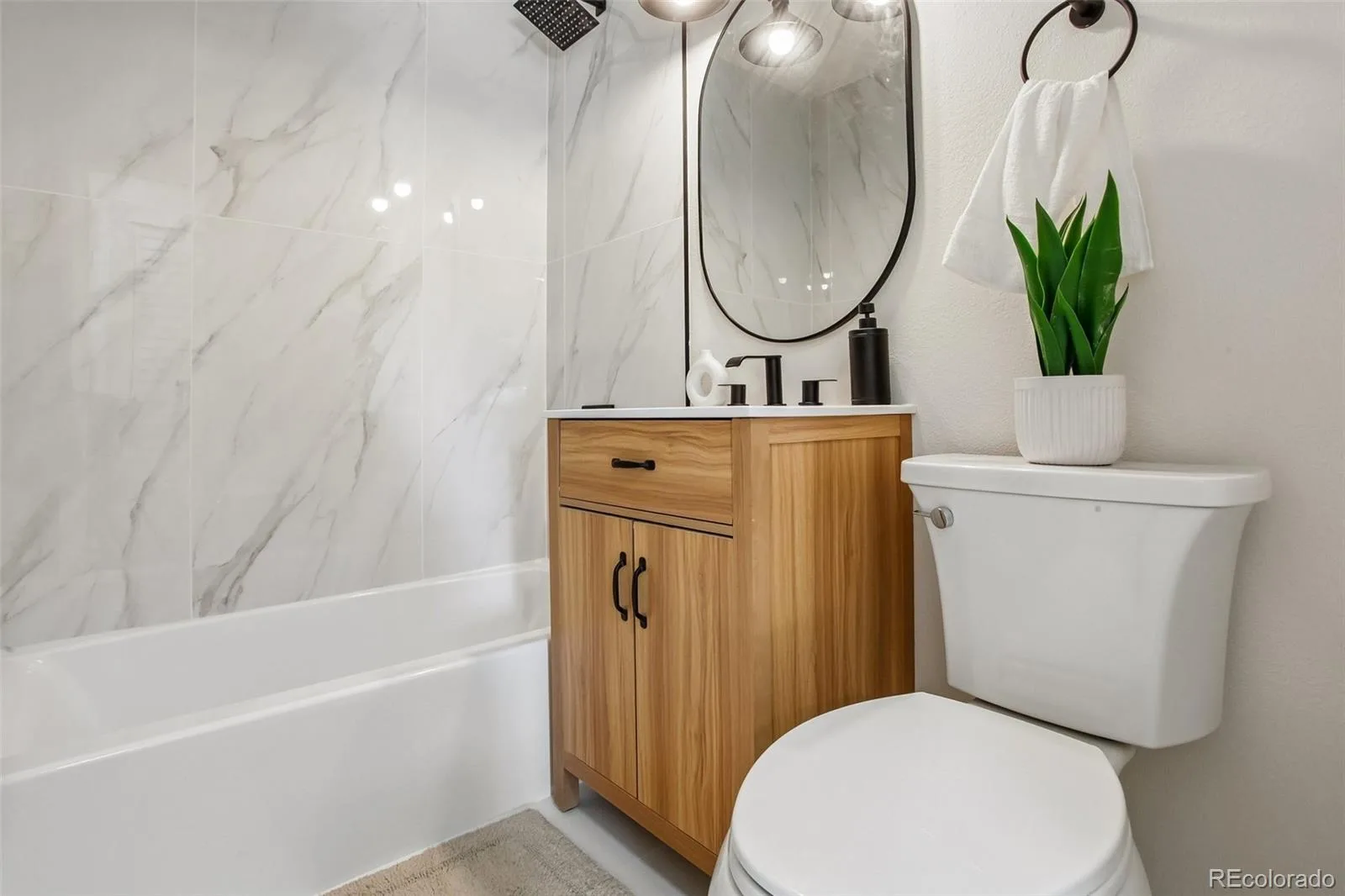 3273 S Elm Street Denver CO 80222 | MLS #REC7578138 08122026025051 1600 16