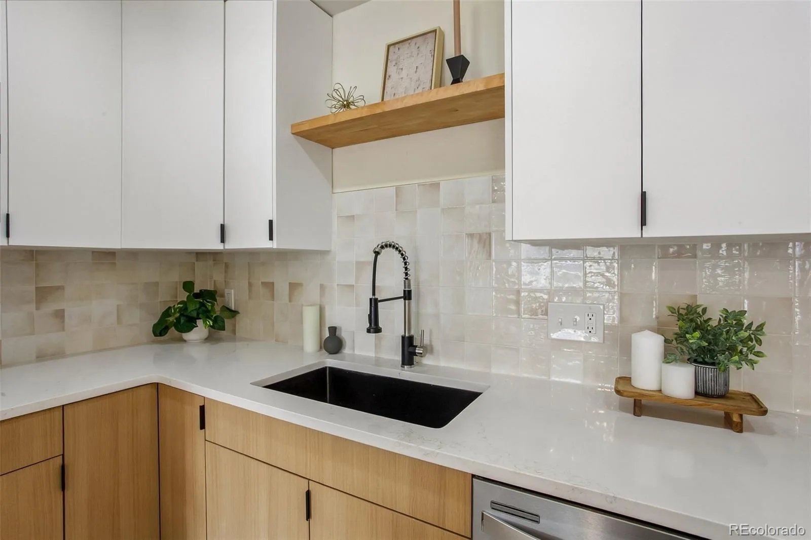3273 S Elm Street Denver CO 80222 | MLS #REC7578138 08122026025051 1600 7