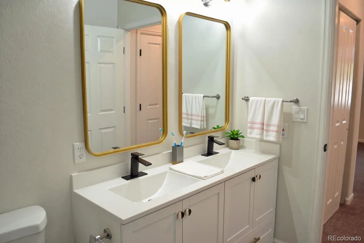 4085 S Crystal Circle #101 Aurora CO 80014 | MLS #REC7578998 07162026224429 1200 4