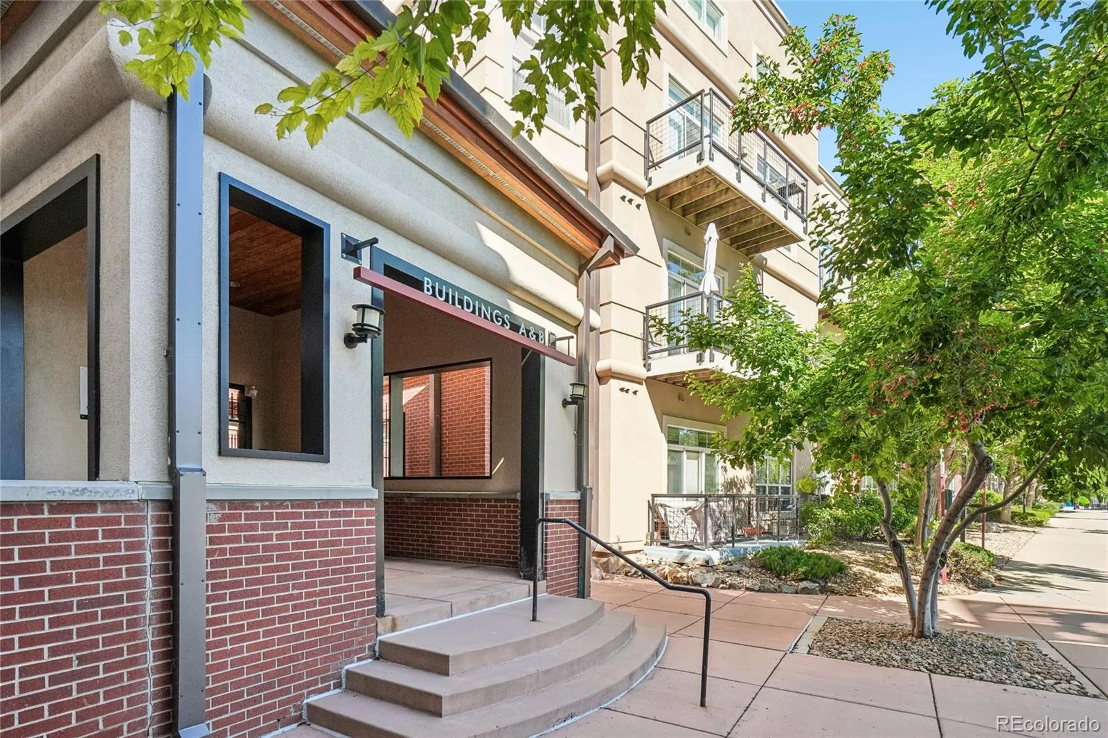 5677 S Park Place #B204 Englewood CO 80111 MLS #REC7579755 06082026204017 1600 4