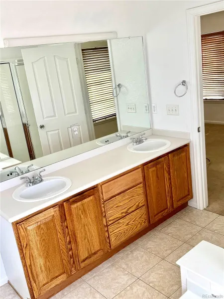 5553 Jebel Court Denver CO 80249 MLS #REC7580066 04112026202505 800 17