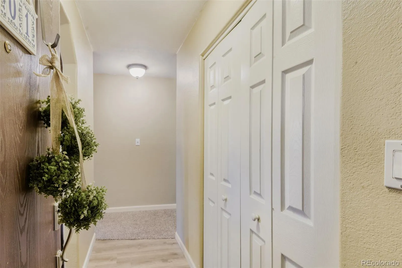 140 E Highline Circle #101 Centennial CO 80122 MLS #REC7581954 05022026053626 1600 1