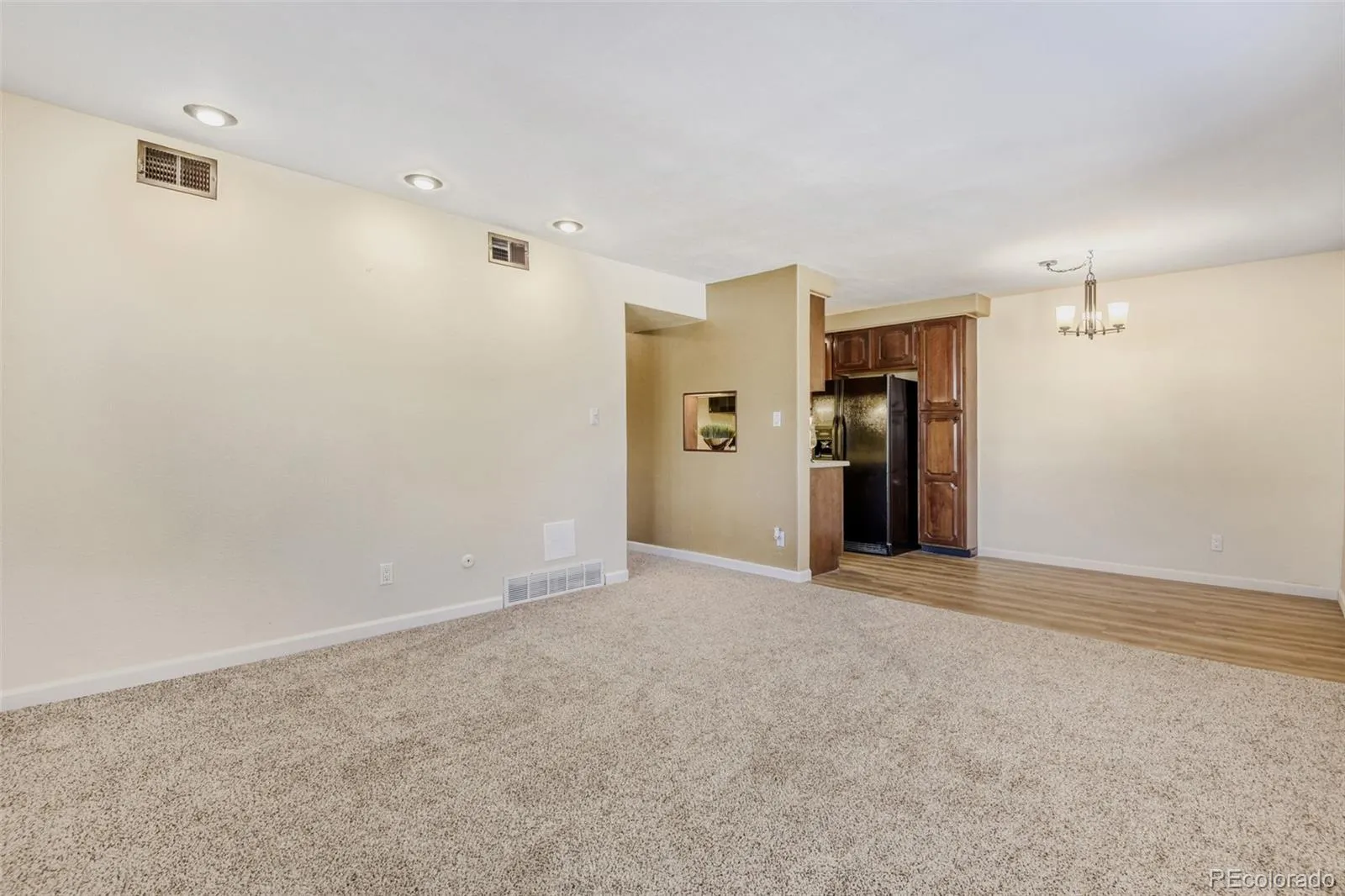 140 E Highline Circle #101 Centennial CO 80122 MLS #REC7581954 05022026053626 1600 11
