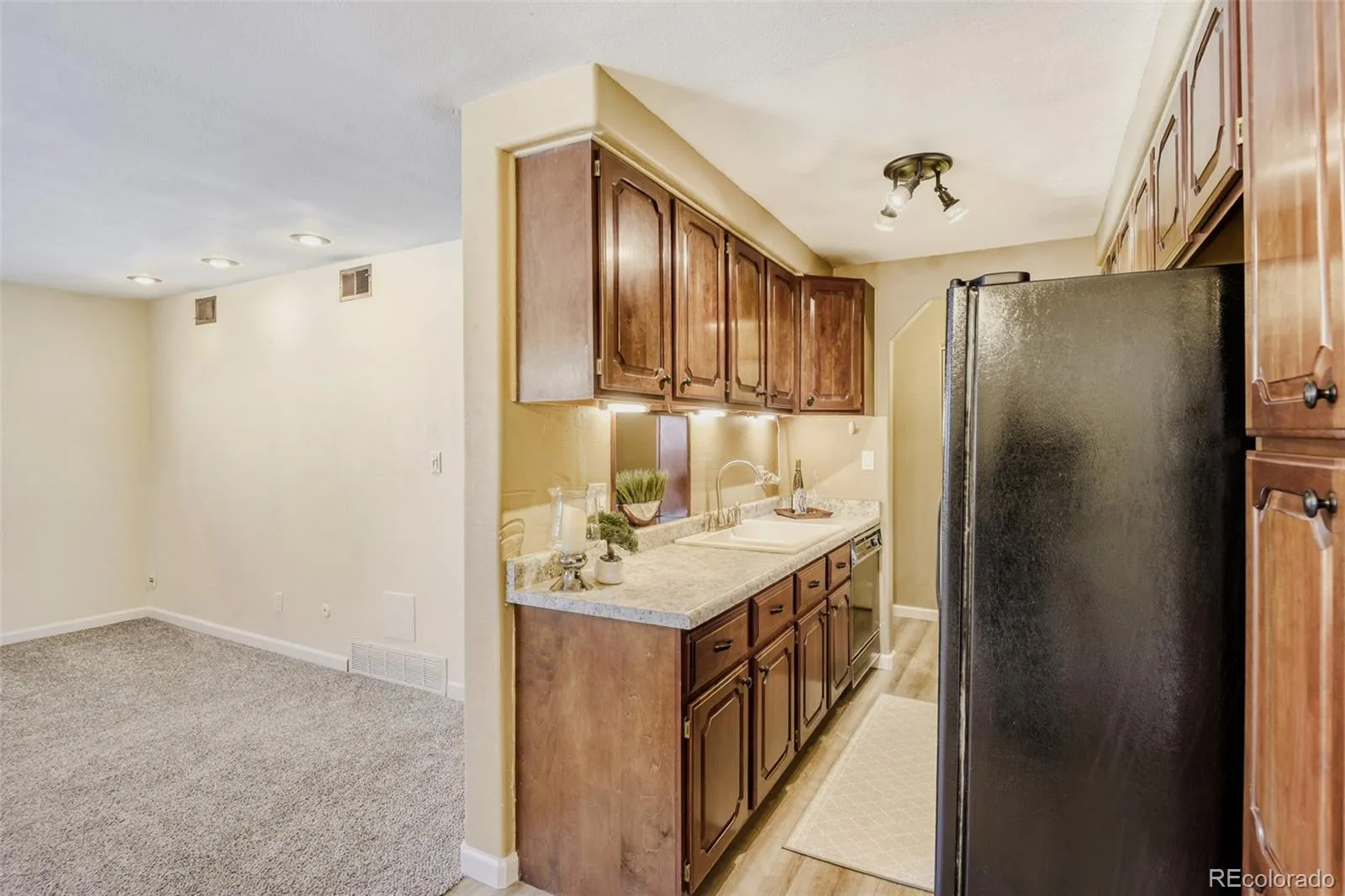 140 E Highline Circle #101 Centennial CO 80122 MLS #REC7581954 05022026053626 1600 4