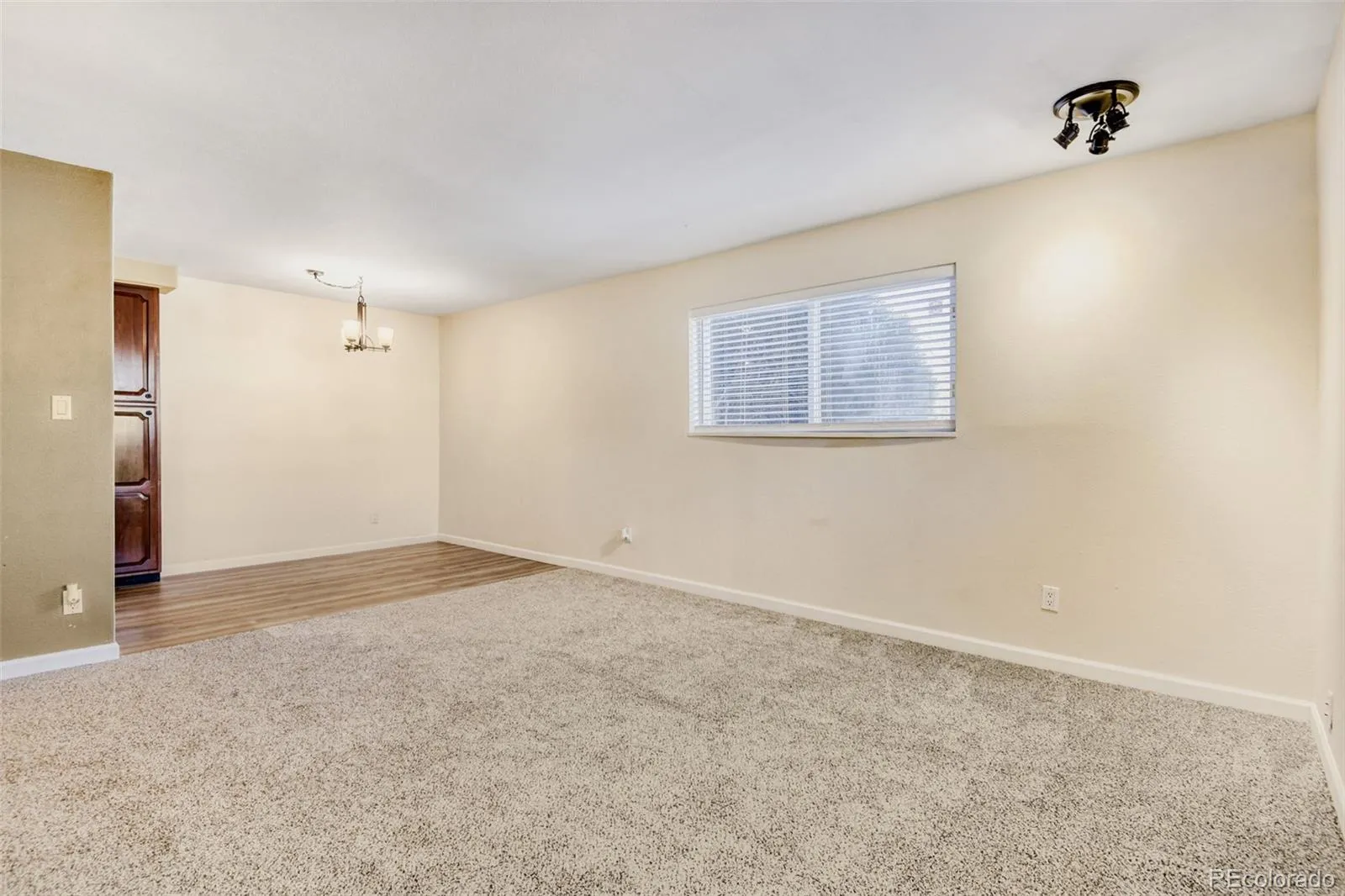140 E Highline Circle #101 Centennial CO 80122 MLS #REC7581954 05022026053626 1600 9