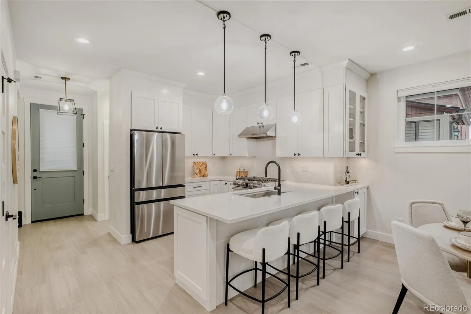 04162026143819 1600 10