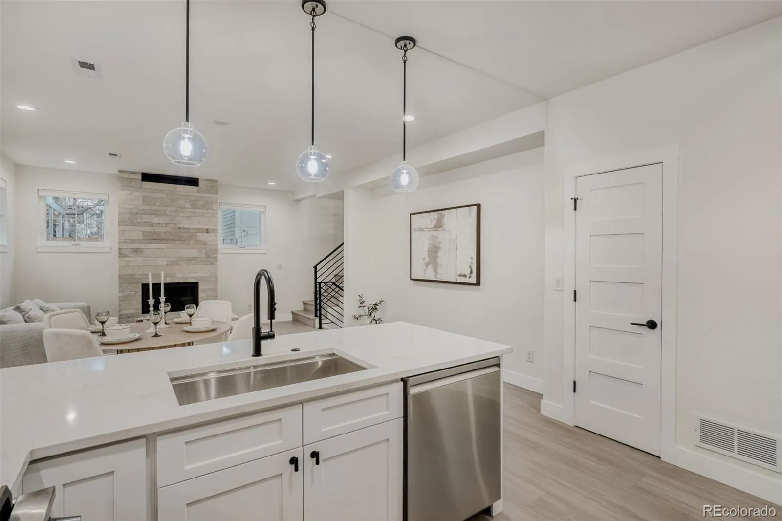 04162026143819 1600 12