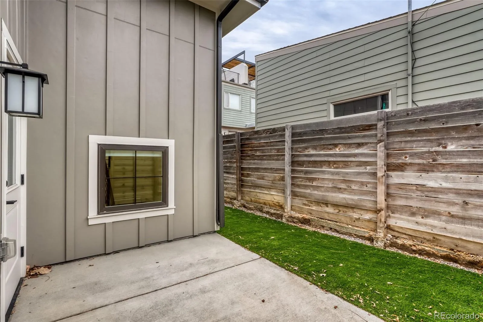 04162026143819 1600 34