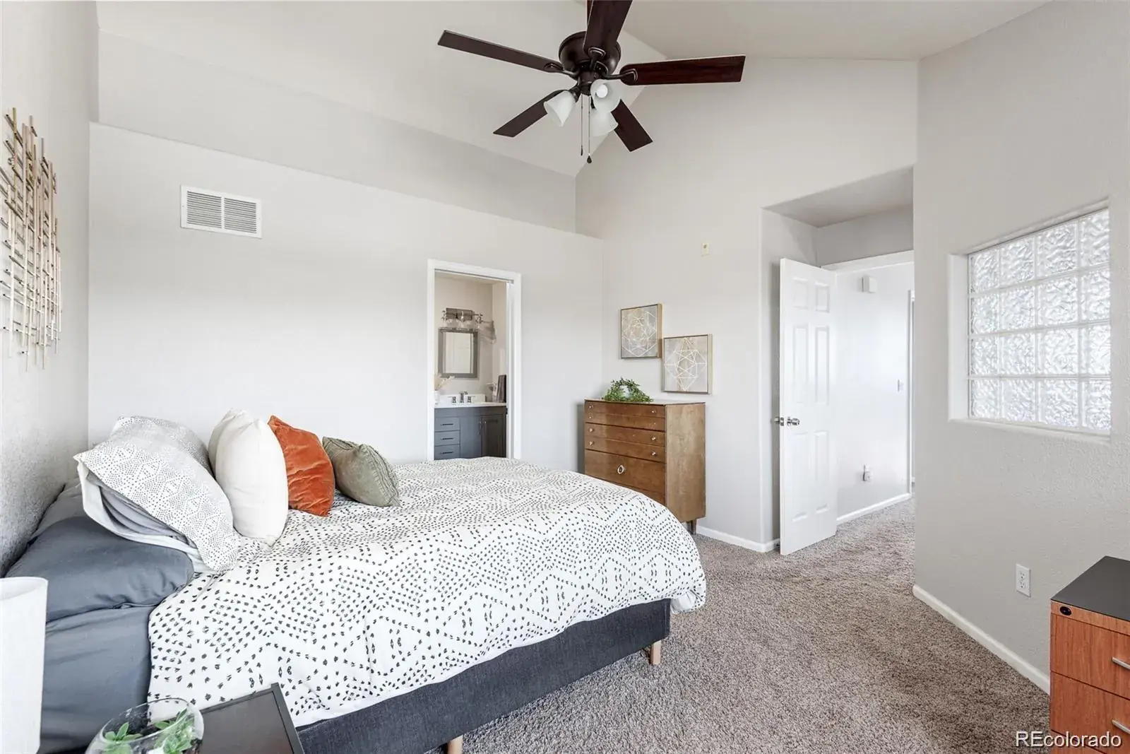 02022026231913 1600 14