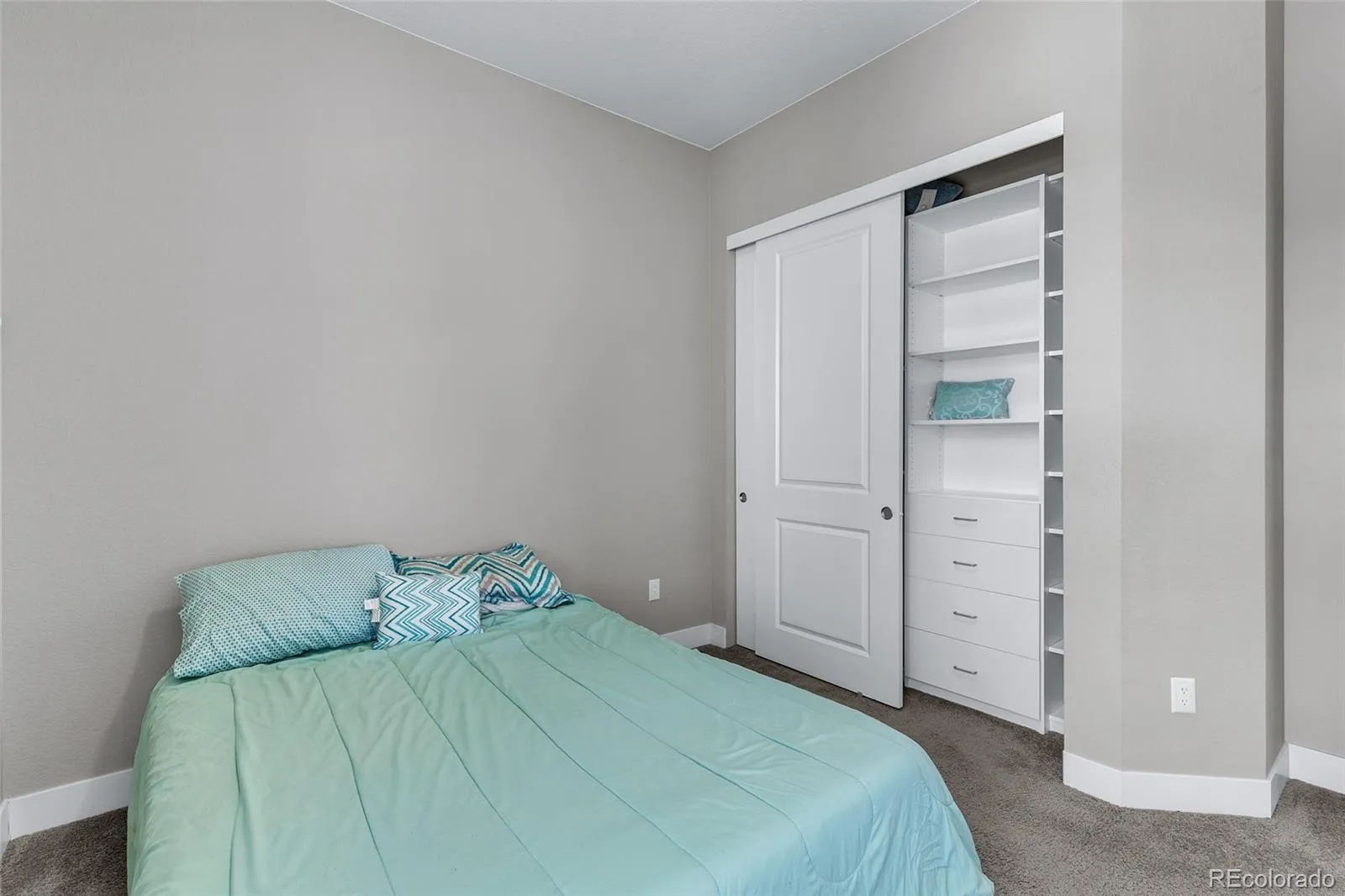 7930 S Flat Rock Way Aurora CO 80016 MLS #REC7593344 05012026010700 1600 21